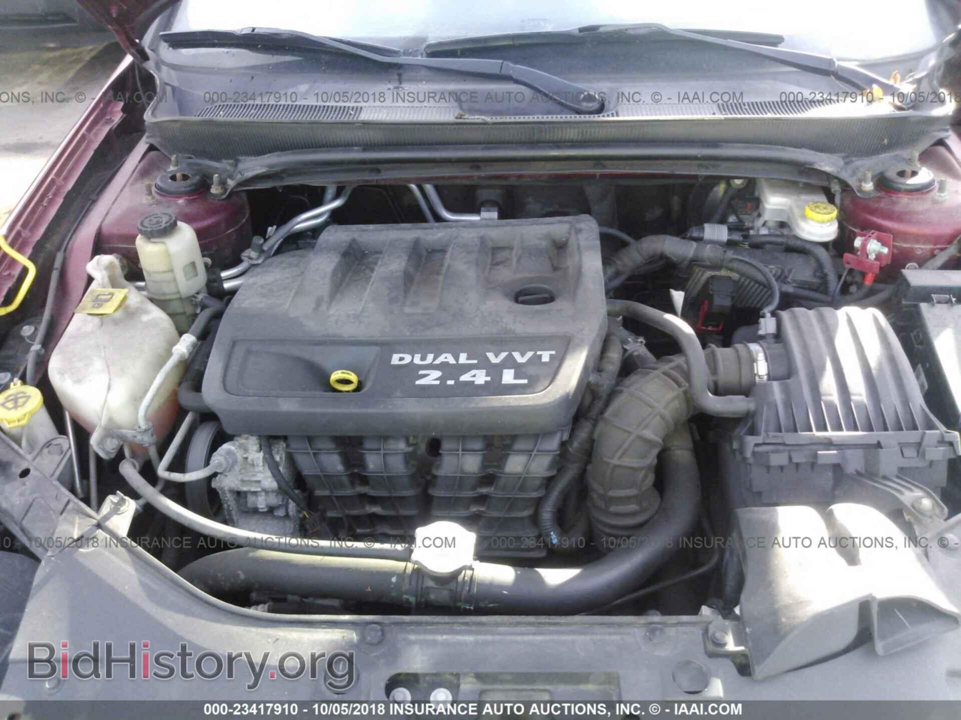 2011 Chrysler 200 - VIN: 1C3BC1FB4BN562203 - Photo 10