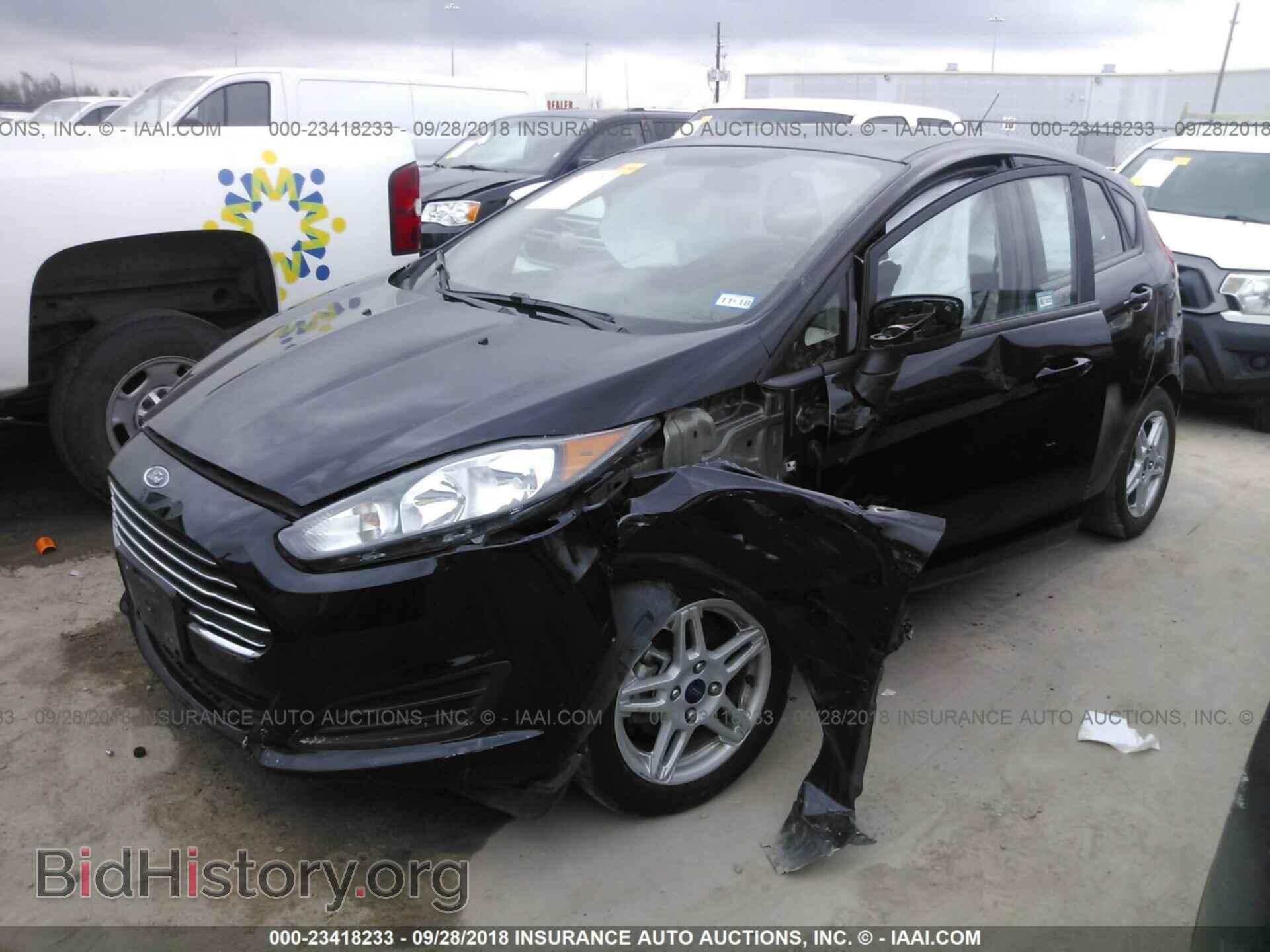 2017 Ford Fiesta - VIN: 3FADP4EJ4HM110201 - Photo 2