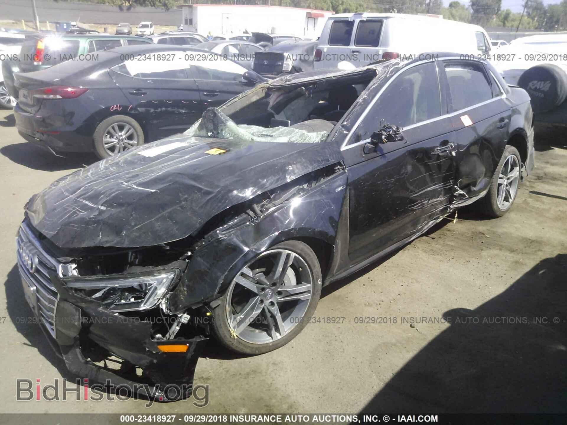 2018 Audi A4 - VIN: WAUENAF40JA137732 - Фото 2
