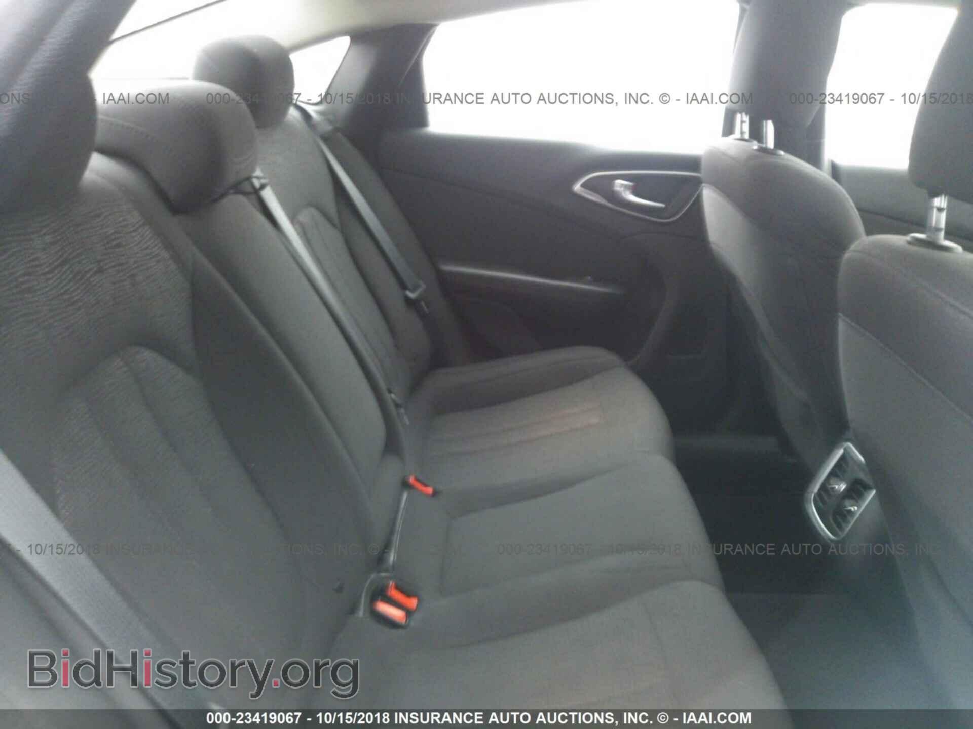 2016 Chrysler 200 - VIN: 1C3CCCAB5GN147289 - Фото 8