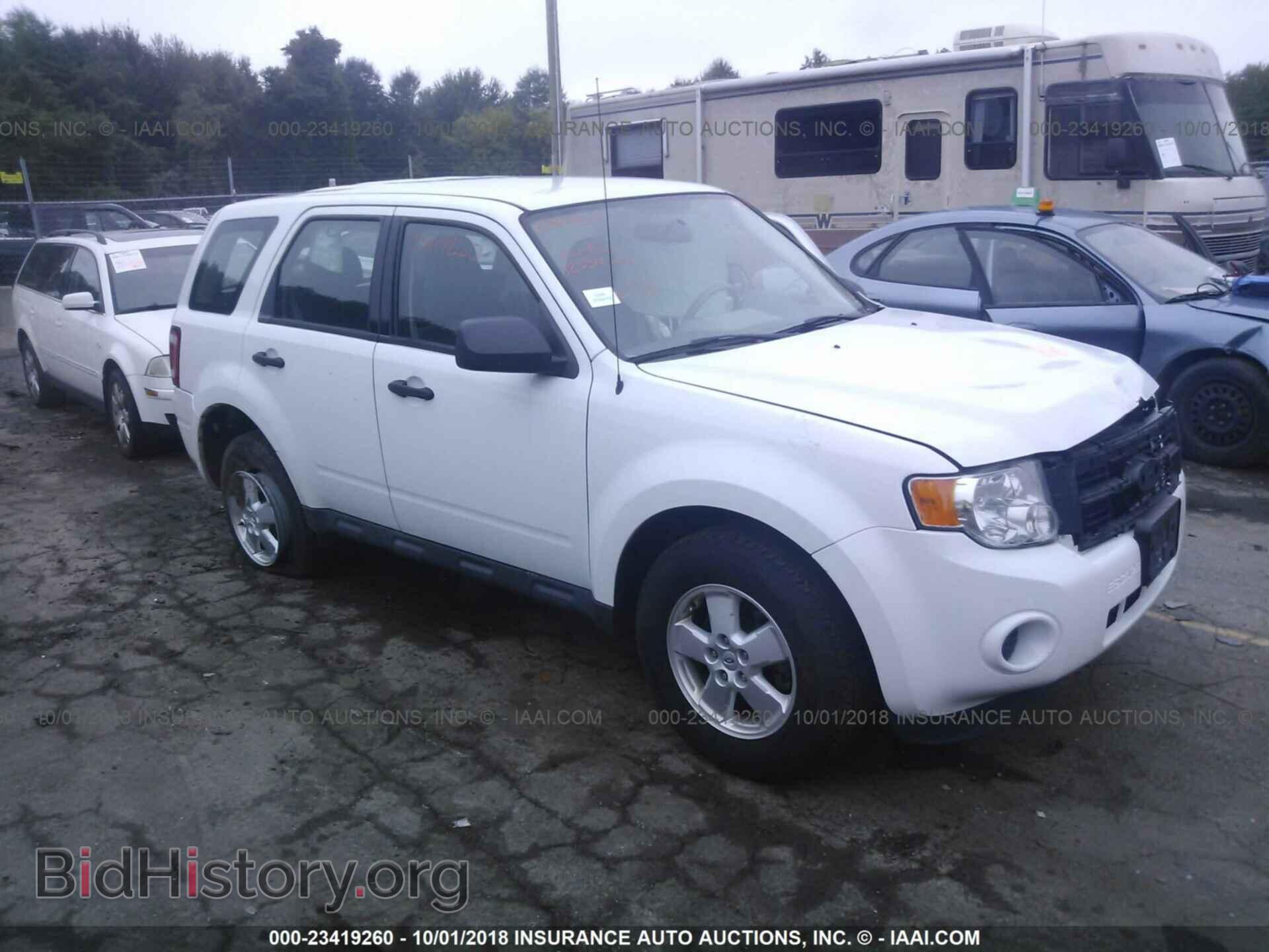 Photo 1FMCU0C75CKB44528 - Ford Escape 2012
