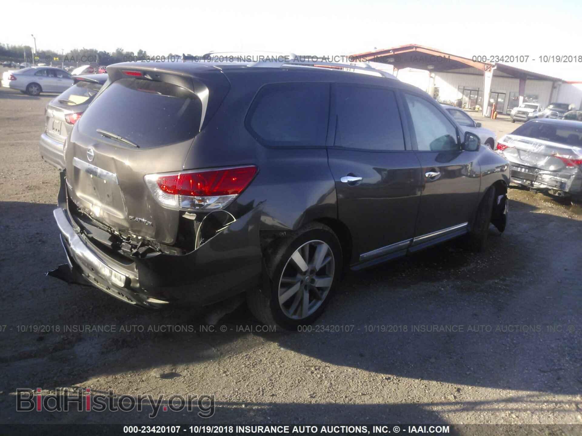 2015 Nissan Pathfinder - VIN: 5N1AR2MN8FC683077 - Photo 4