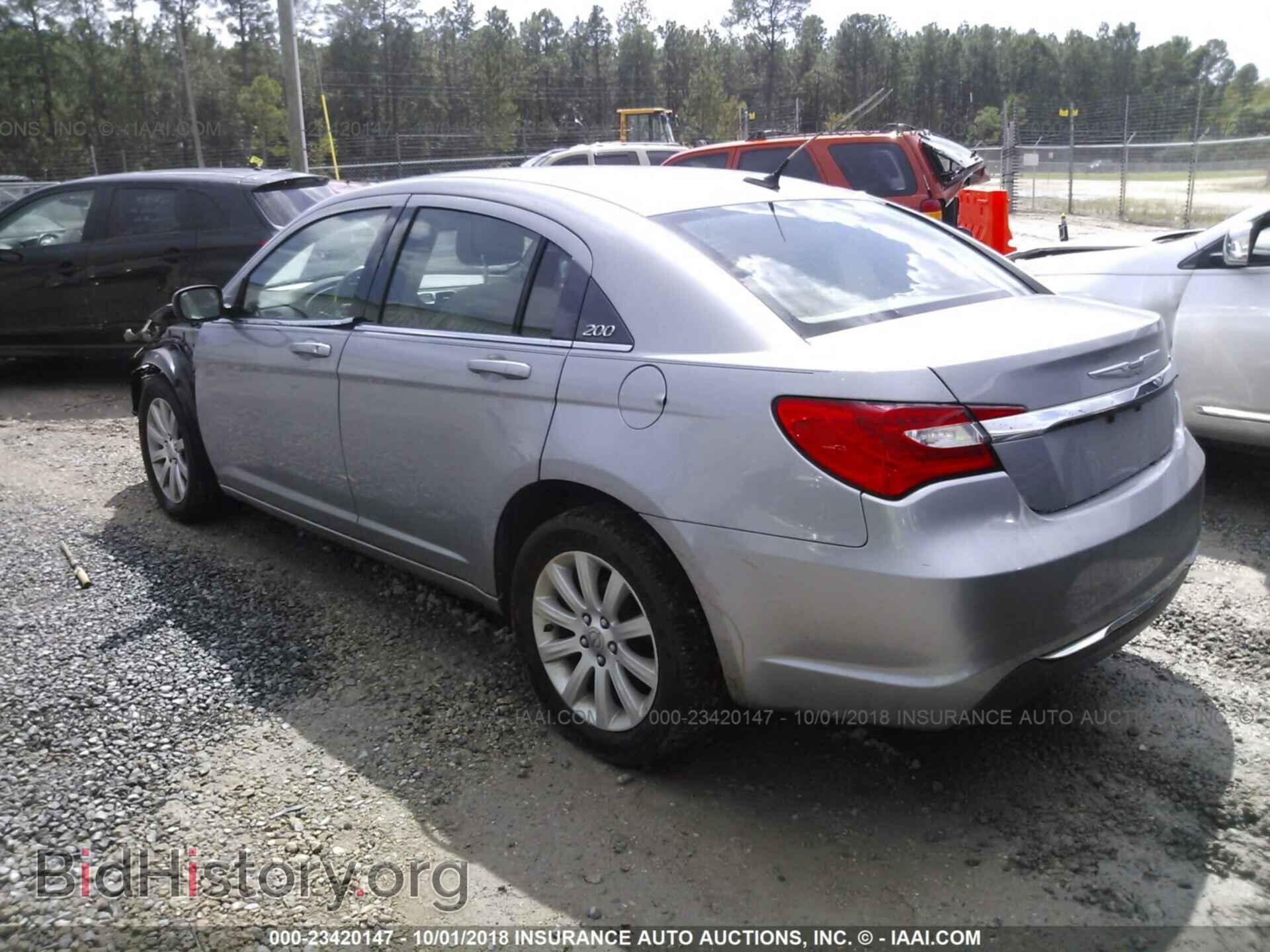 2013 Chrysler 200 - VIN: 1C3CCBBB3DN545749 - Photo 3