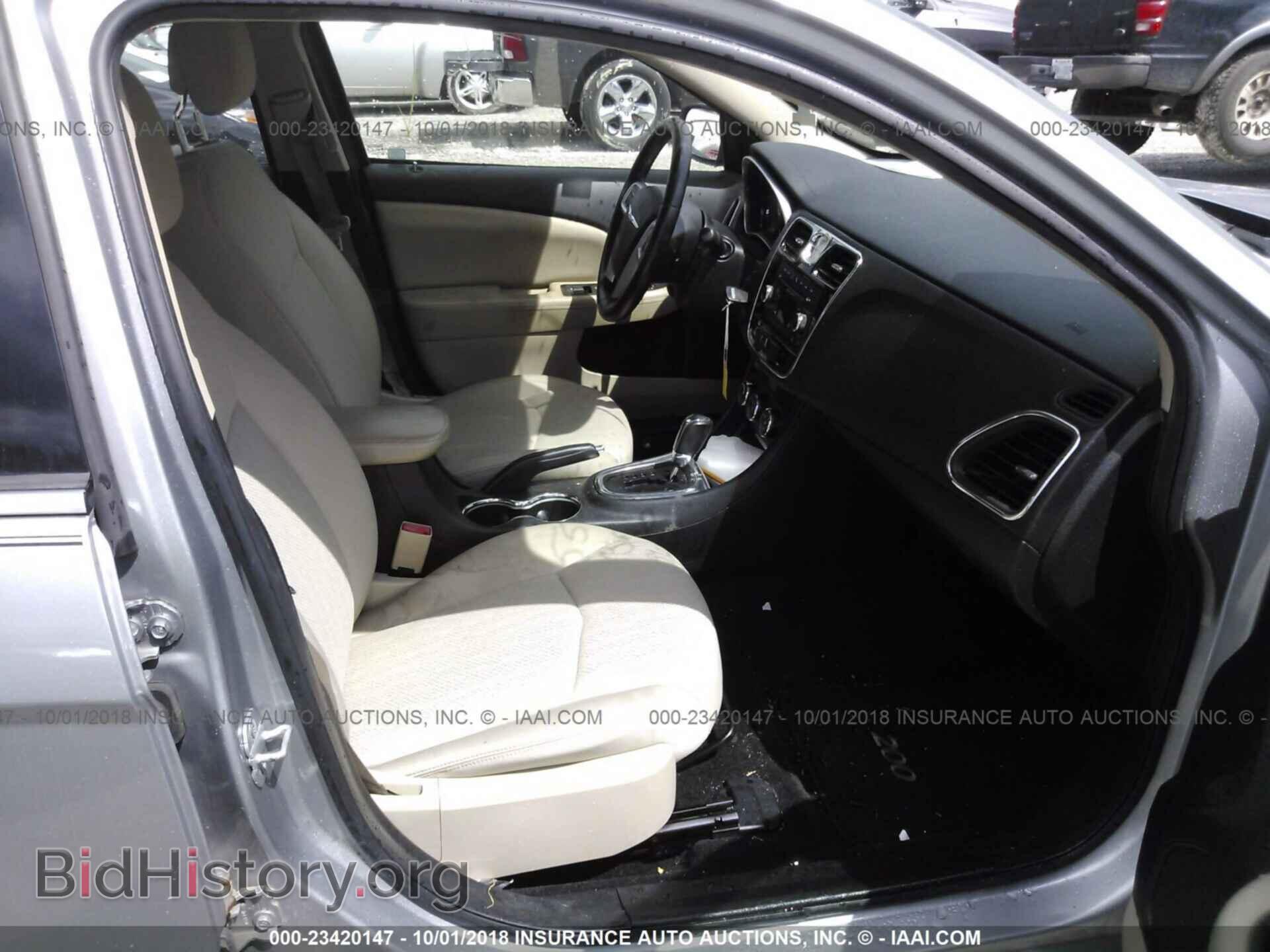 2013 Chrysler 200 - VIN: 1C3CCBBB3DN545749 - Photo 5