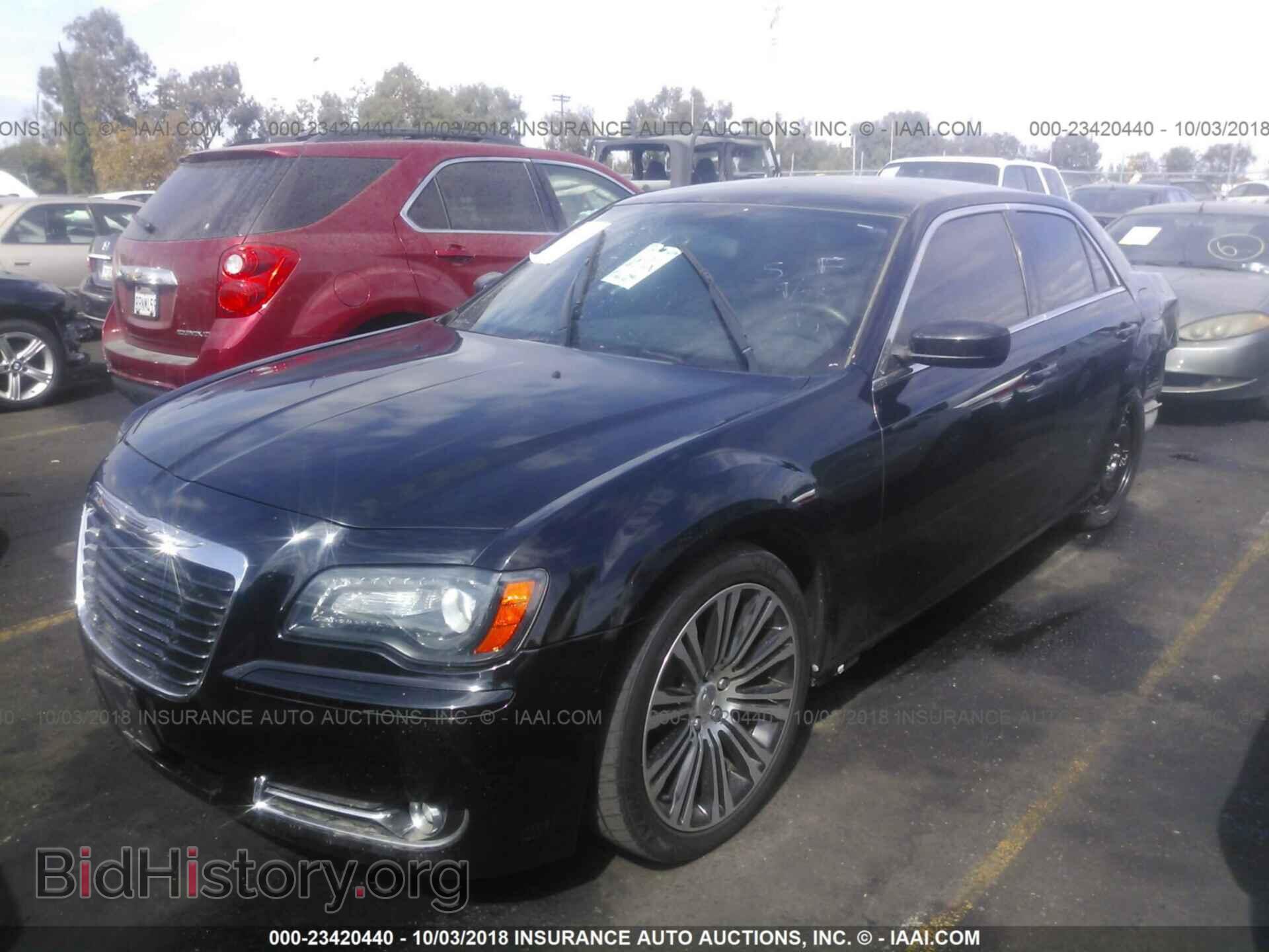2012 CHRYSLER 300 - VIN: 2C3CCABG7CH278001 - Фото 2