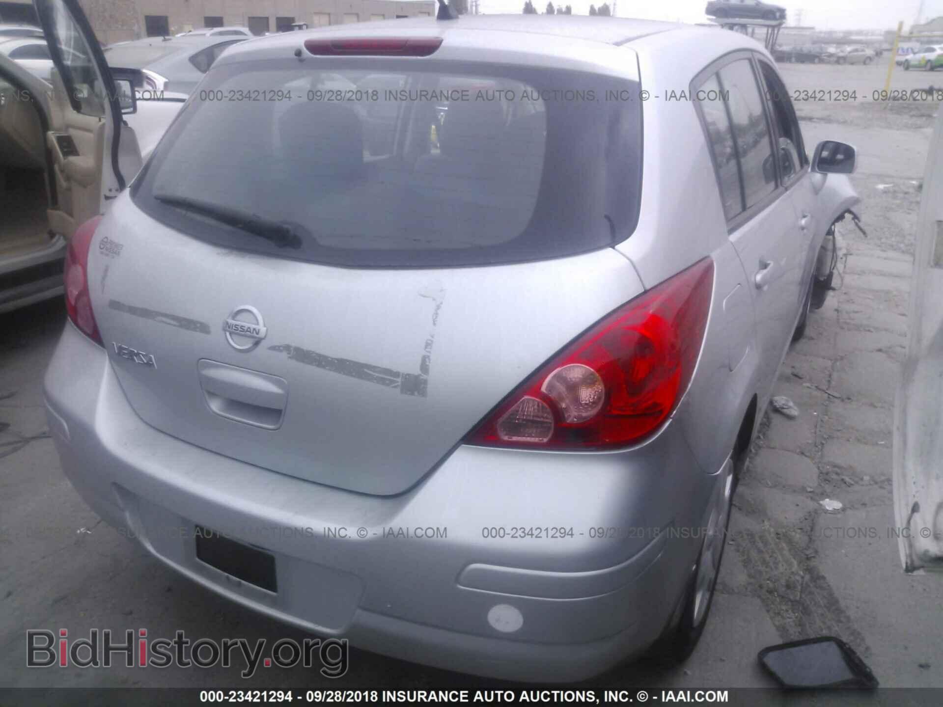 2011 Nissan Versa - VIN: 3N1BC1CP9BL406608 - Фото 4