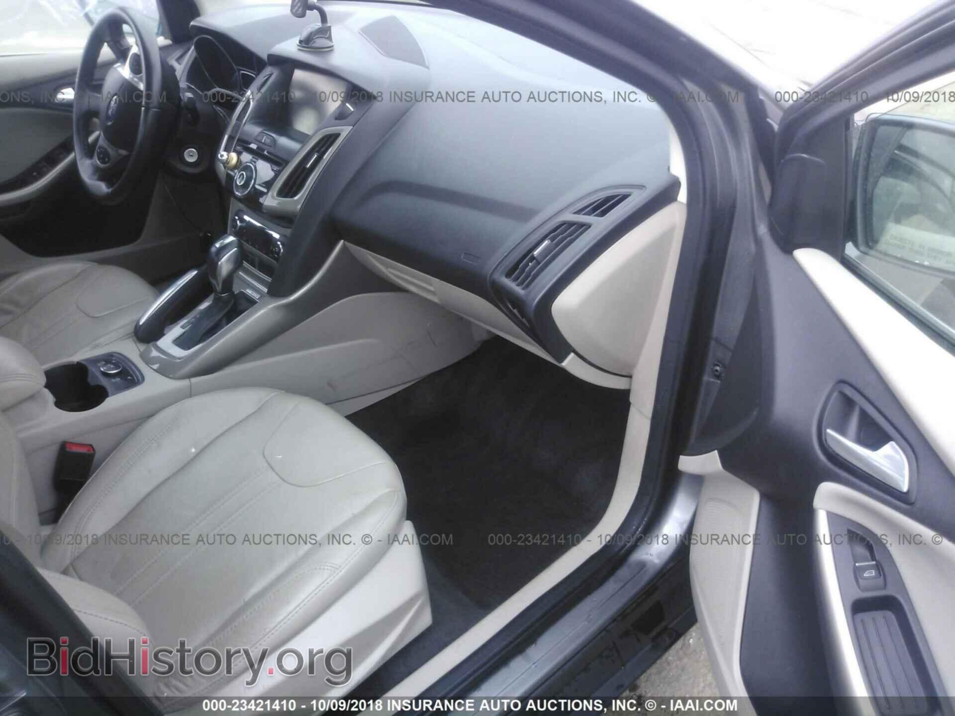 2012 Ford Focus - VIN: 1FAHP3H25CL471883 - Photo 5
