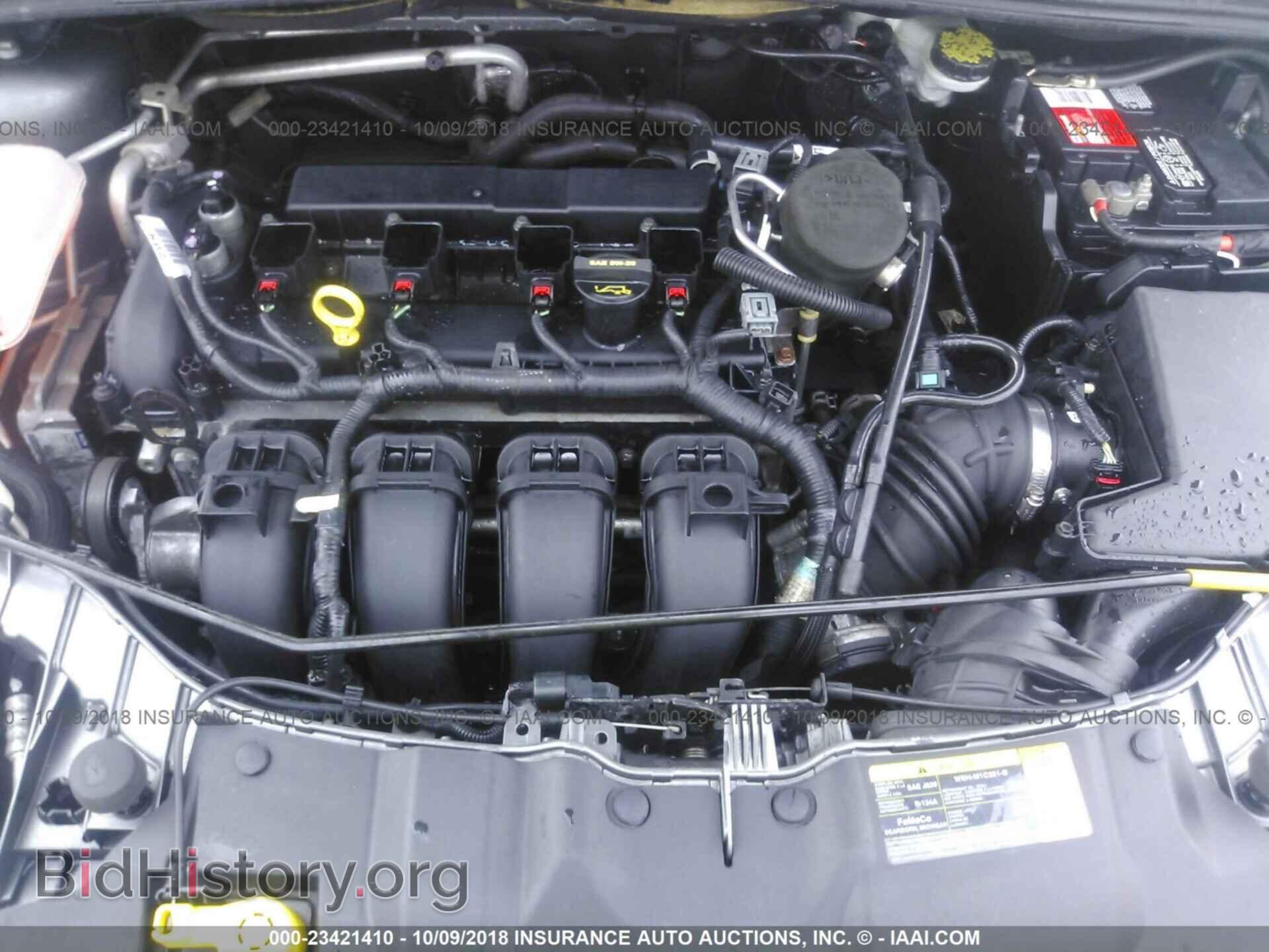 2012 Ford Focus - VIN: 1FAHP3H25CL471883 - Photo 10