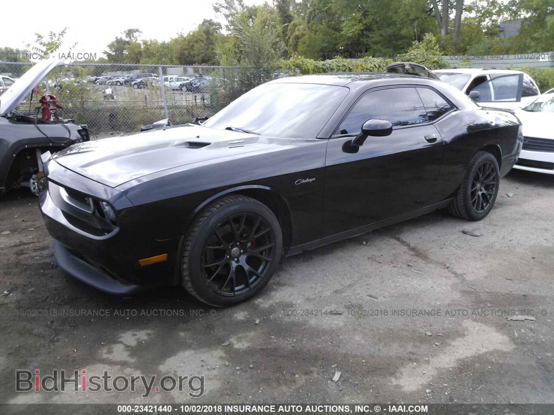 2011 Dodge Challenger - VIN: 2B3CJ5DT0BH542419 - Фото 2