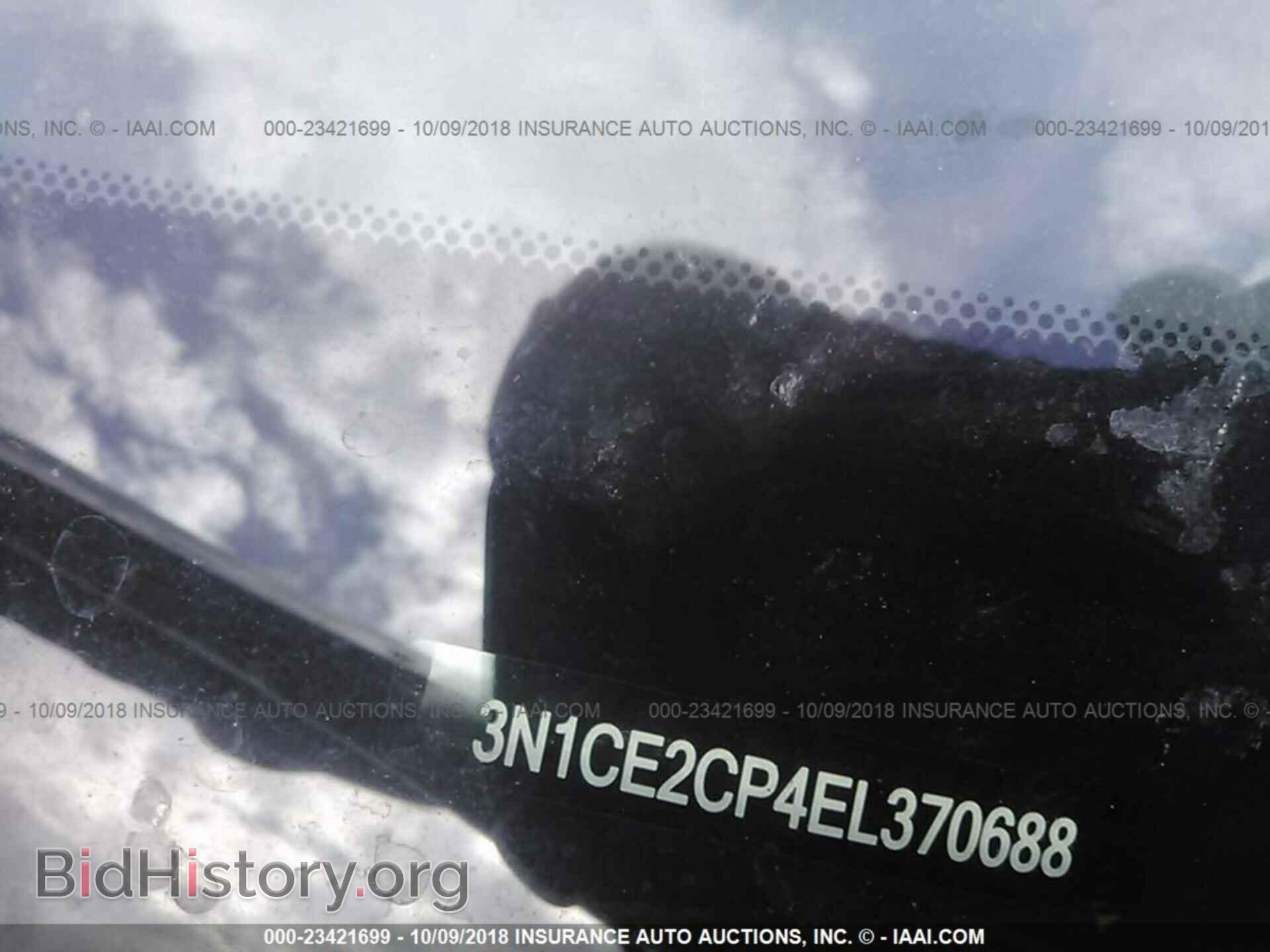2014 Nissan Versa note - VIN: 3N1CE2CP4EL370688 - Photo 9