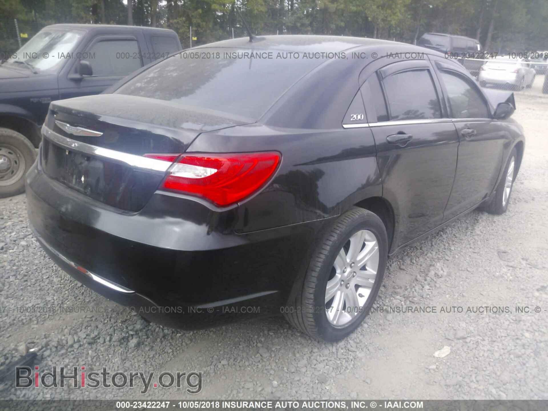 2012 Chrysler 200 - VIN: 1C3CCBBB0CN298785 - Photo 4