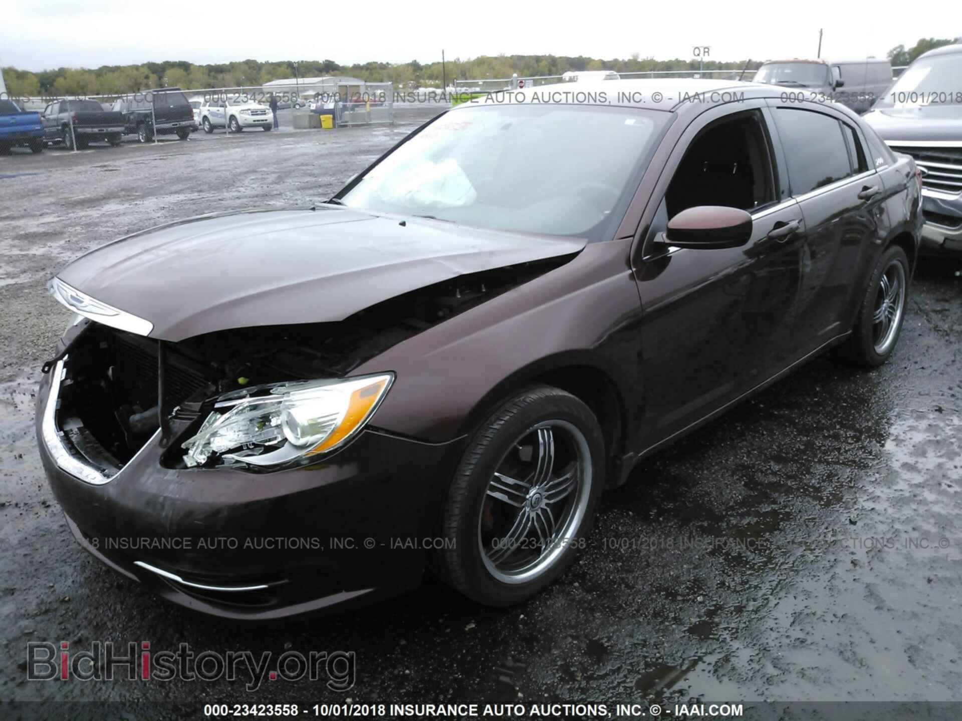 2013 CHRYSLER 200 - VIN: 1C3CCBAB2DN553522 - Photo 2