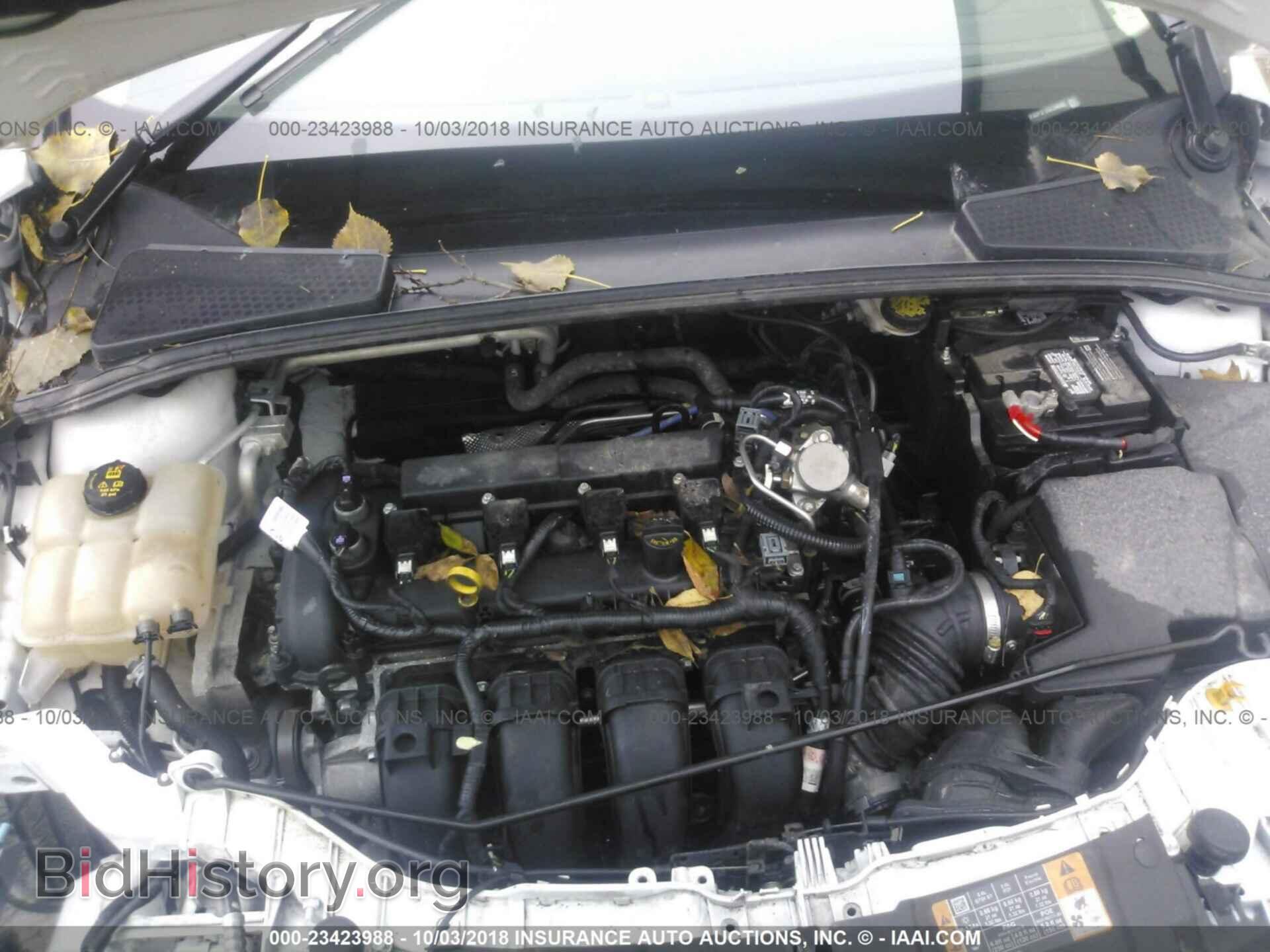 2016 Ford Focus - VIN: 1FADP3F29GL348403 - Photo 10