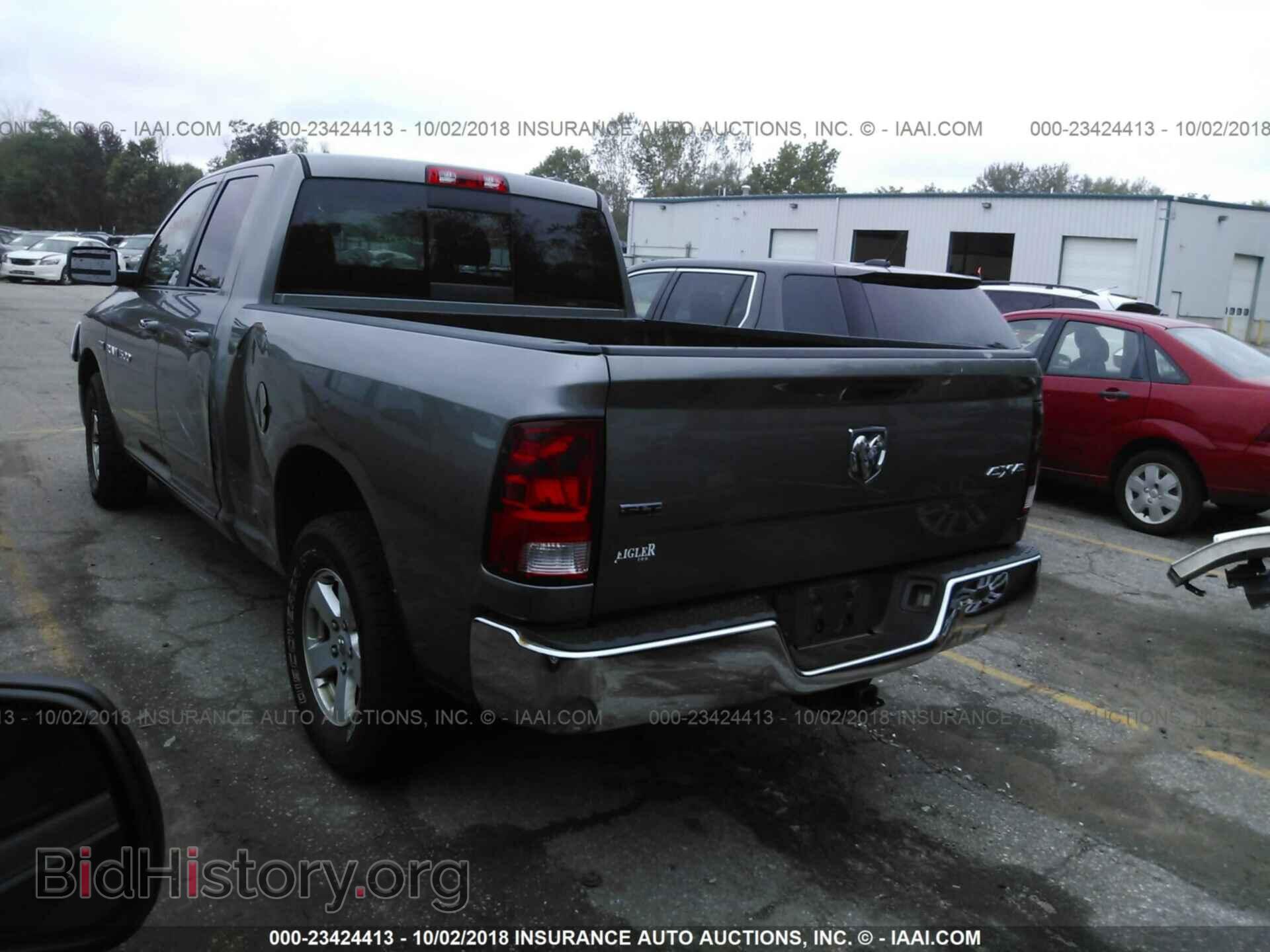2012 Dodge Ram 1500 - VIN: 1C6RD7GT9CS107696 - Фото 3