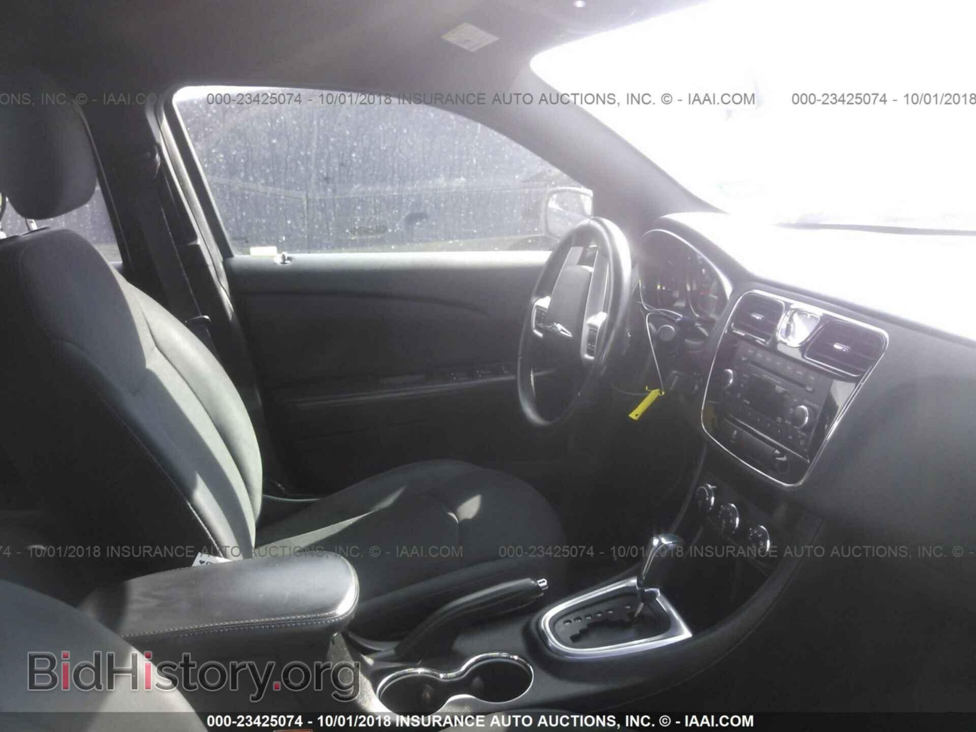 2013 Chrysler 200 - VIN: 1C3CCBBB2DN714918 - Photo 5