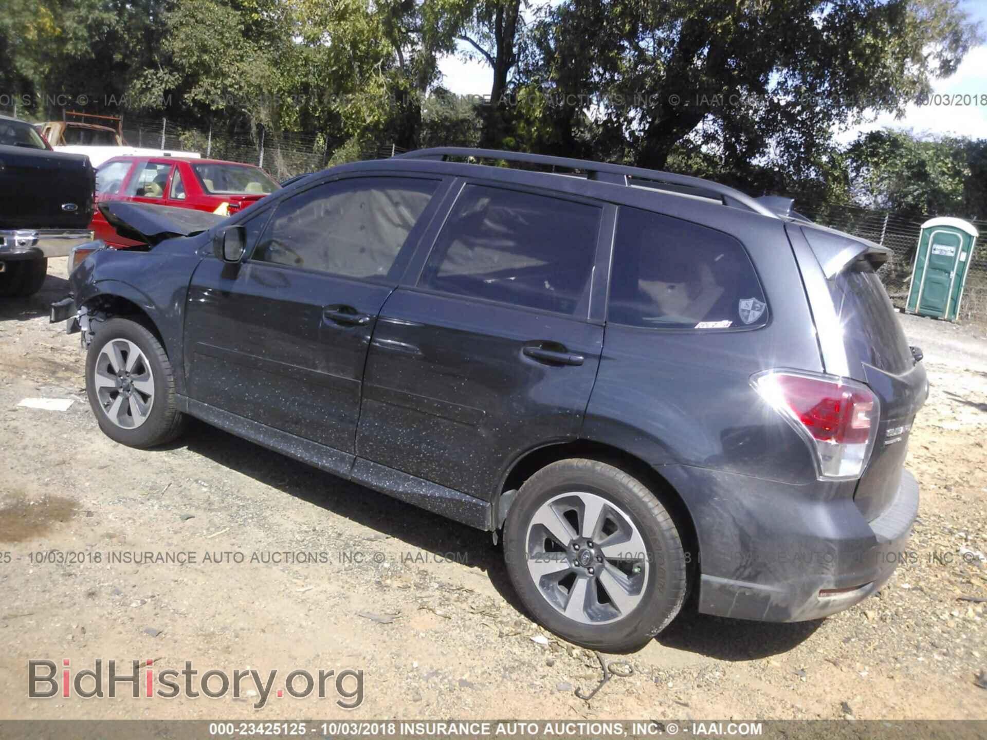 2017 Subaru Forester - VIN: JF2SJAEC0HG584080 - Photo 3