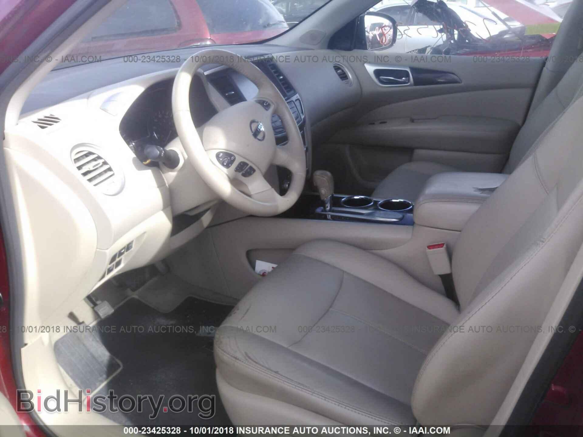 2014 Nissan Pathfinder - VIN: 5N1AR2MN9EC643783 - Photo 5