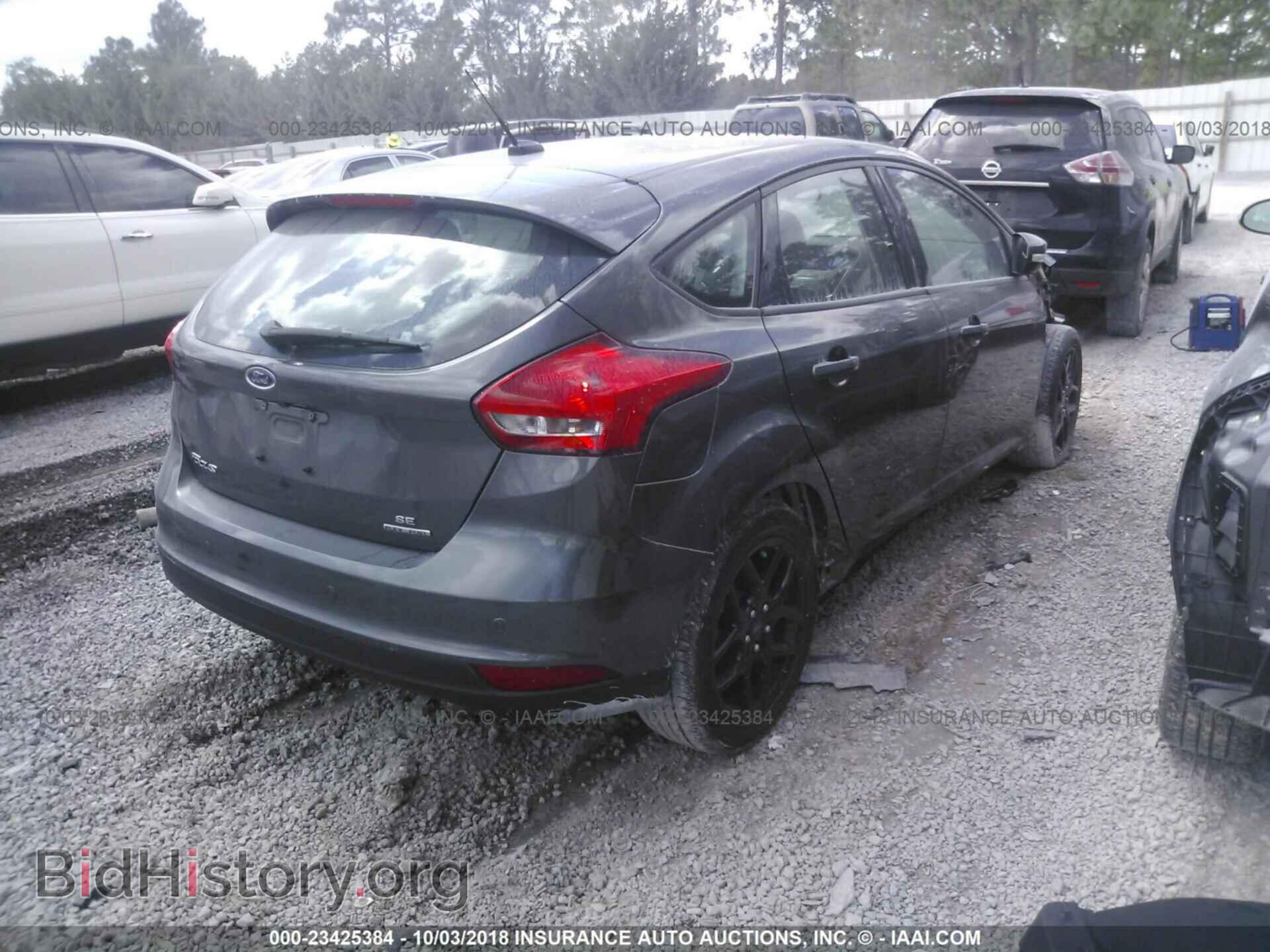 2016 Ford Focus - VIN: 1FADP3K29GL235525 - Фото 4