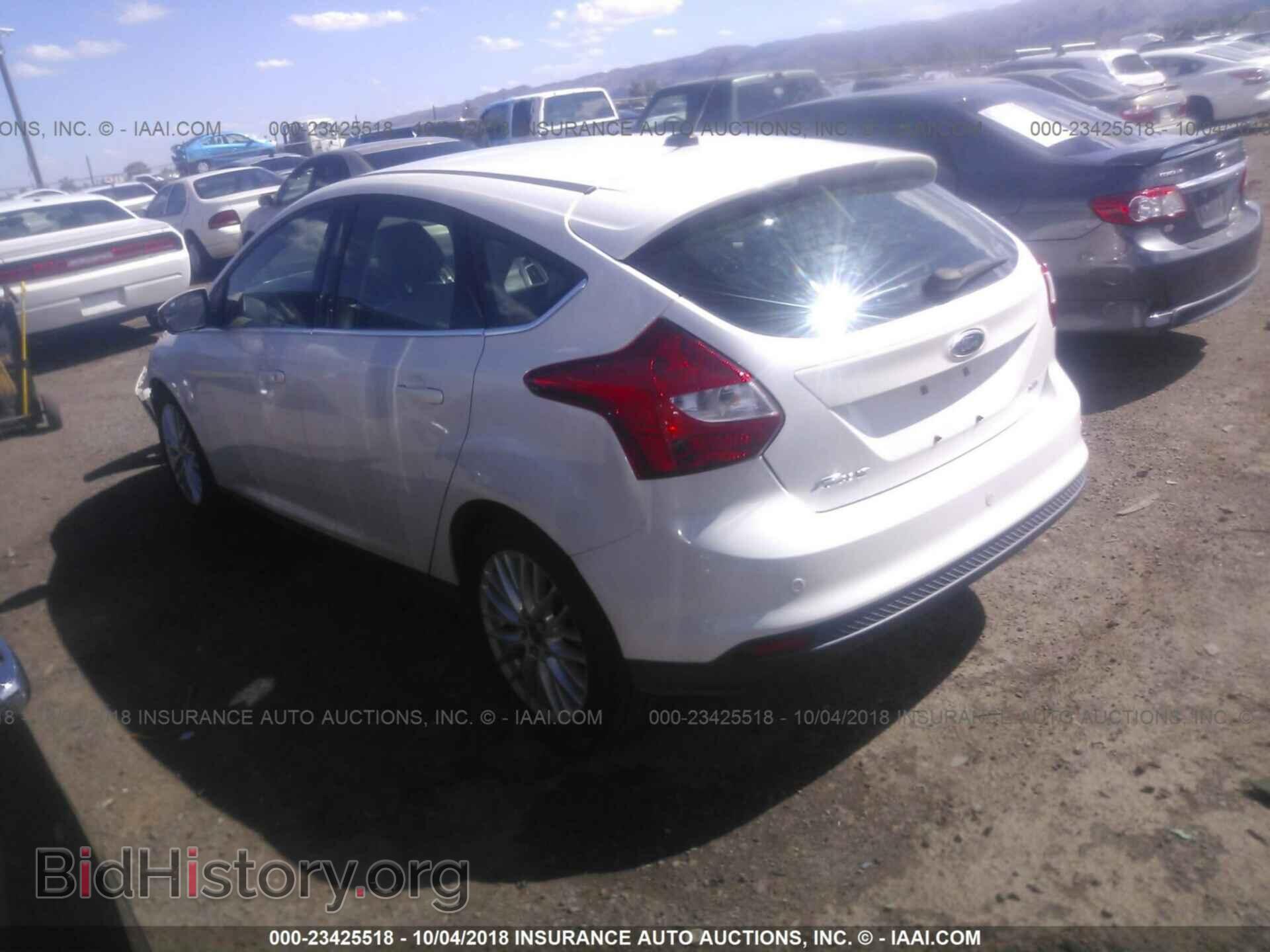 2012 Ford Focus - VIN: 1FAHP3M29CL221343 - Фото 3