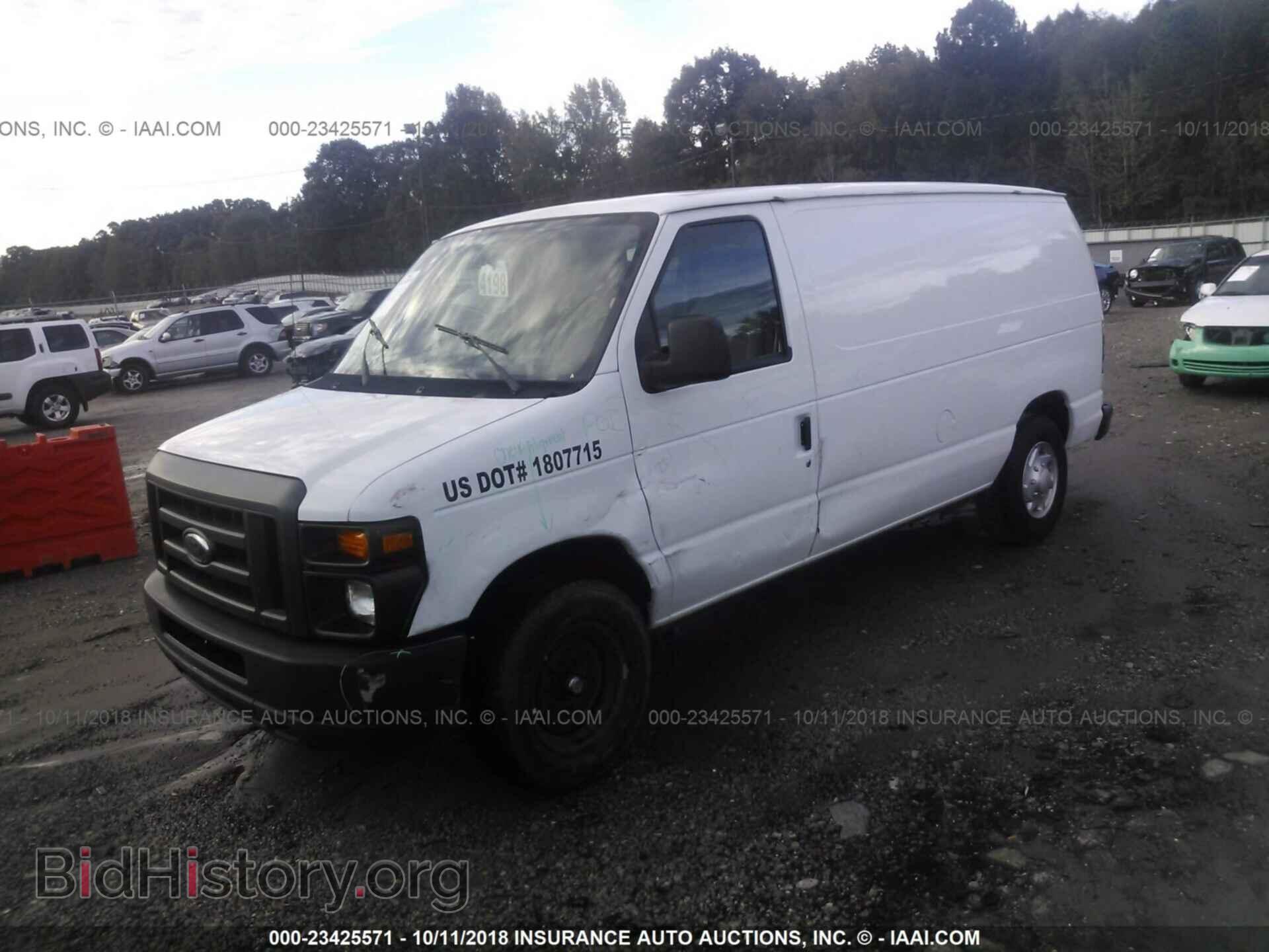 2013 Ford Econoline - VIN: 1FTNE1EWXDDA78004 - Photo 2