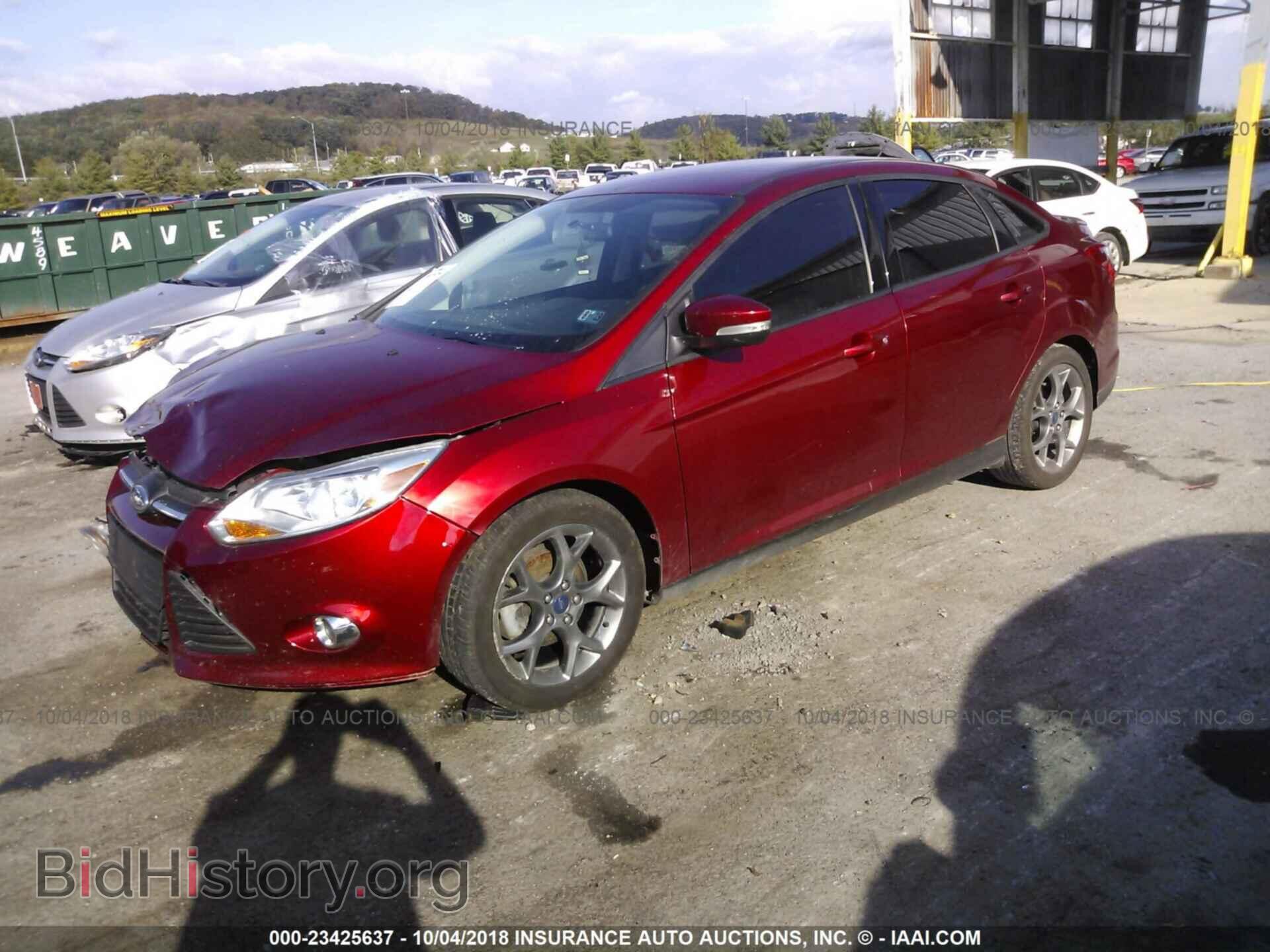 2014 Ford Focus - VIN: 1FADP3F25EL406505 - Photo 2