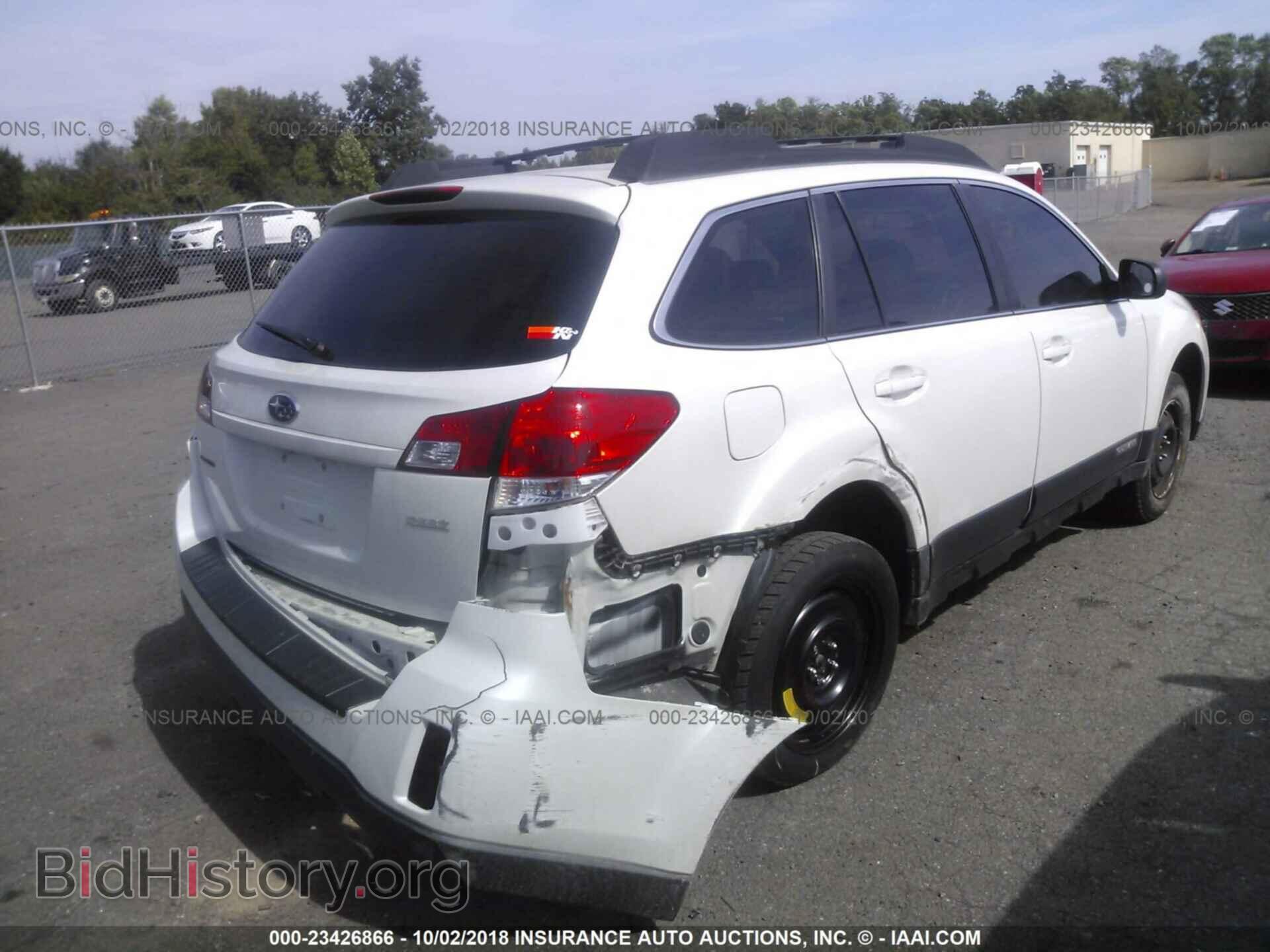 2011 Subaru Outback - VIN: 4S4BRBAC0B3426092 - Фото 4