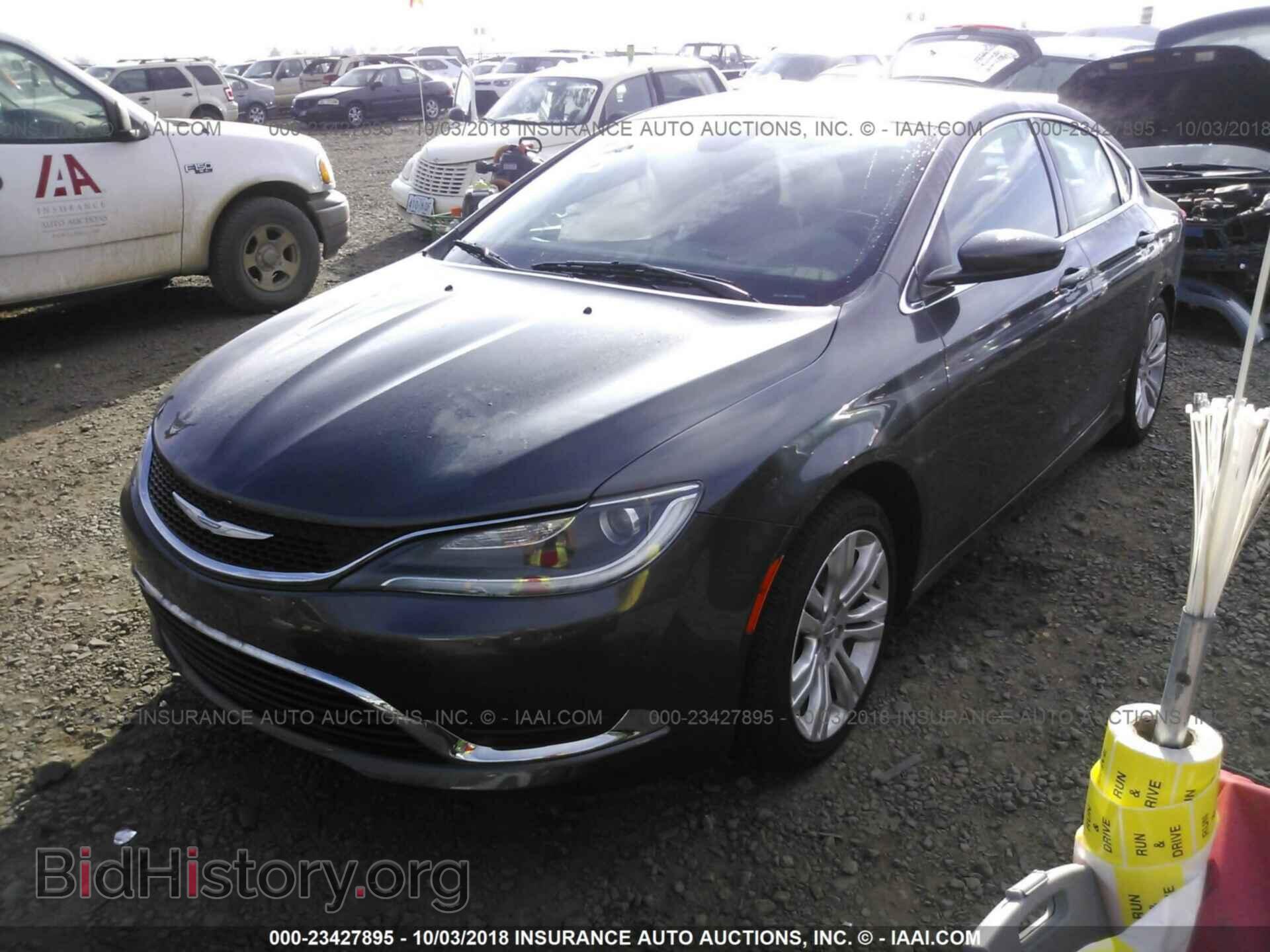 2015 Chrysler 200 - VIN: 1C3CCCAB9FN532773 - Фото 2