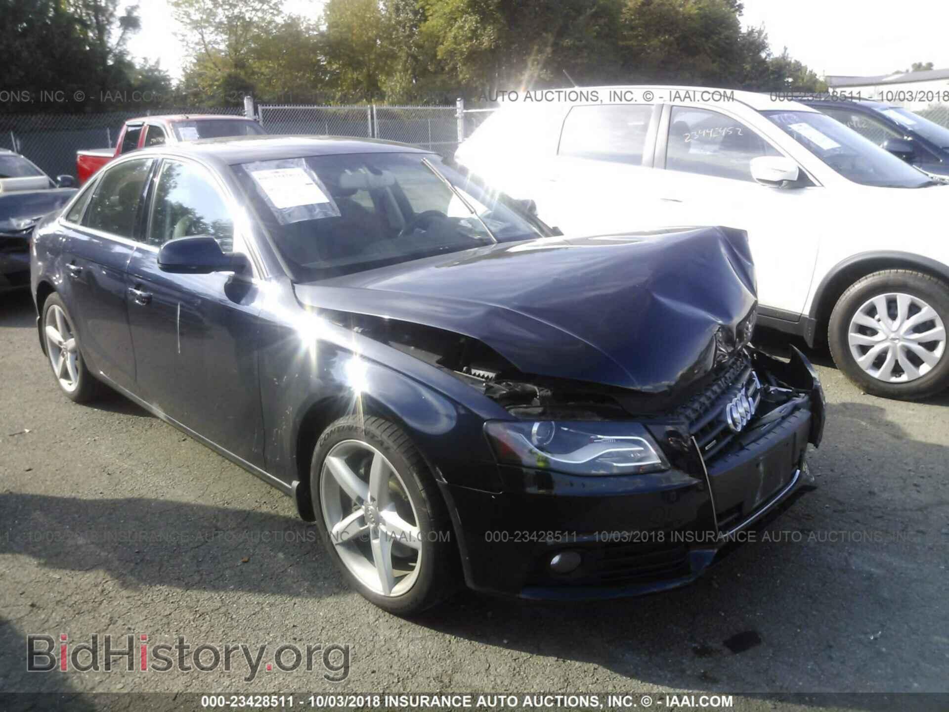 Photo WAUMFBFL2BN045098 - Audi A4 2011