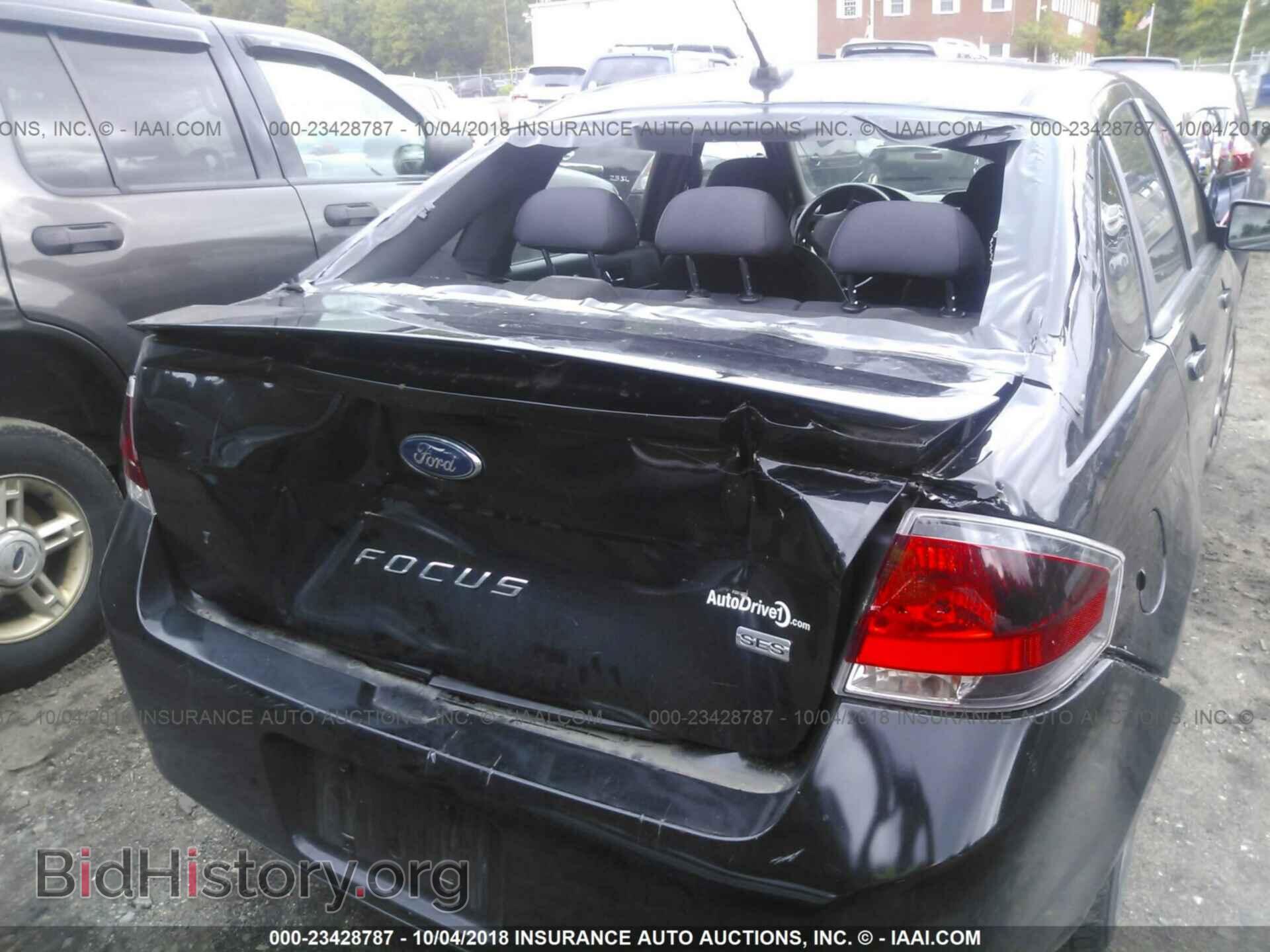 2011 Ford Focus - VIN: 1FAHP3GN6BW139427 - Фото 6