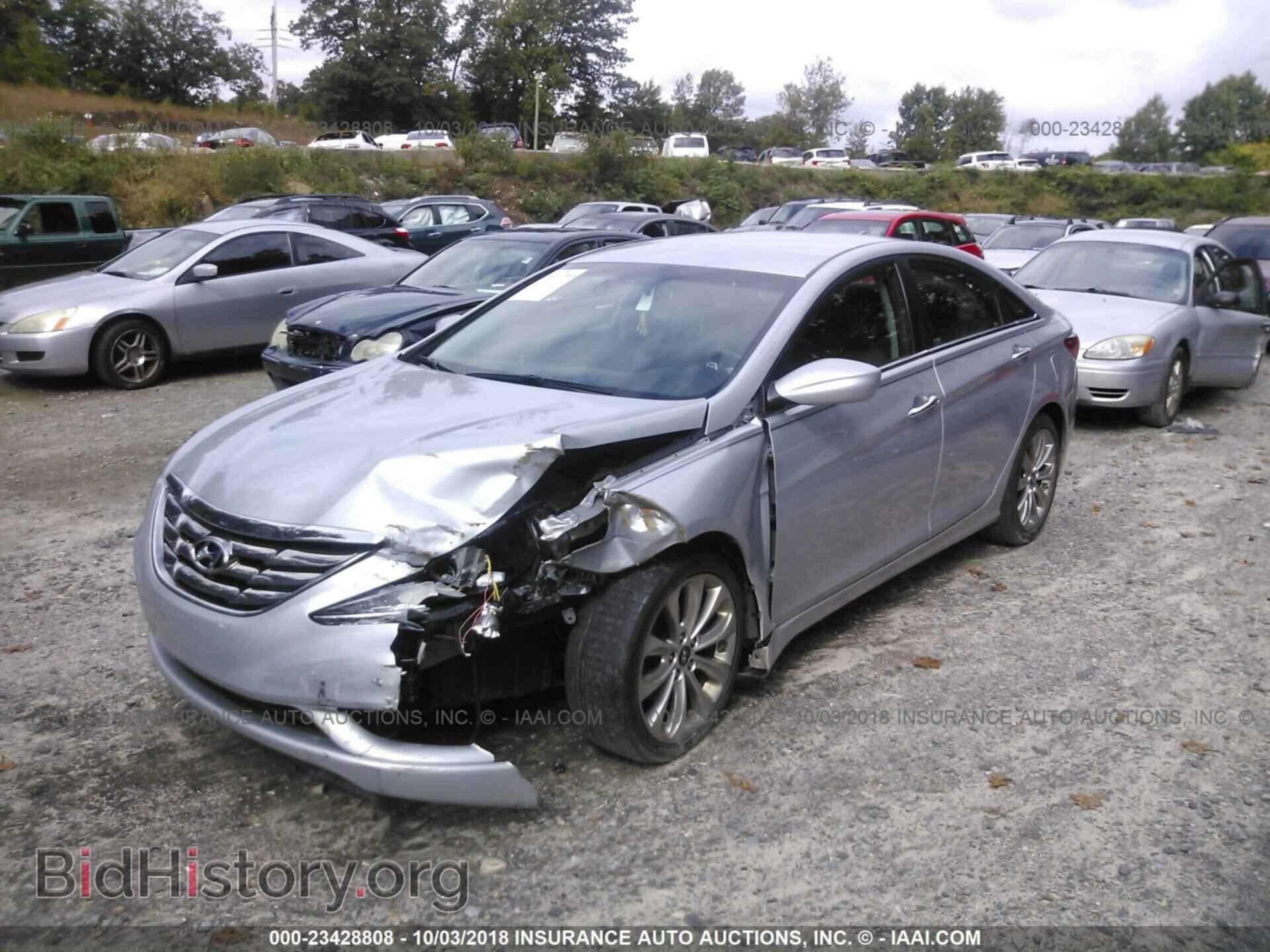 2012 Hyundai Sonata - VIN: 5NPEC4AC9CH405164 - Фото 2