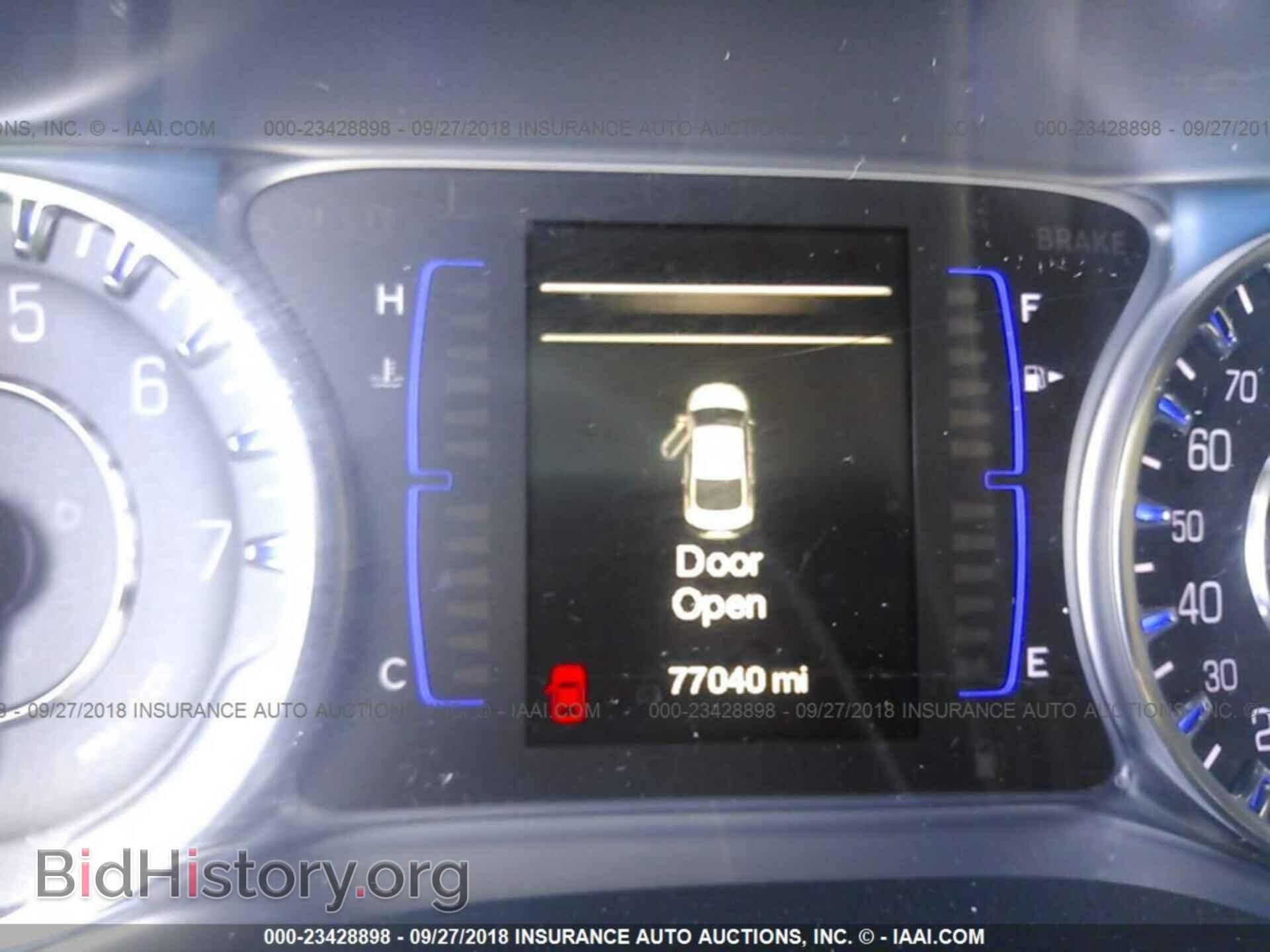 2015 Chrysler 200 - VIN: 1C3CCCAB6FN679763 - Photo 7