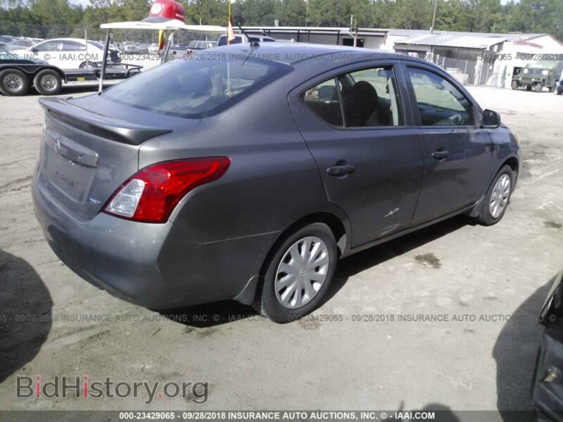 2013 Nissan VERSA (VIN 3N1CN7AP9DL855939) — фото 4 из 10