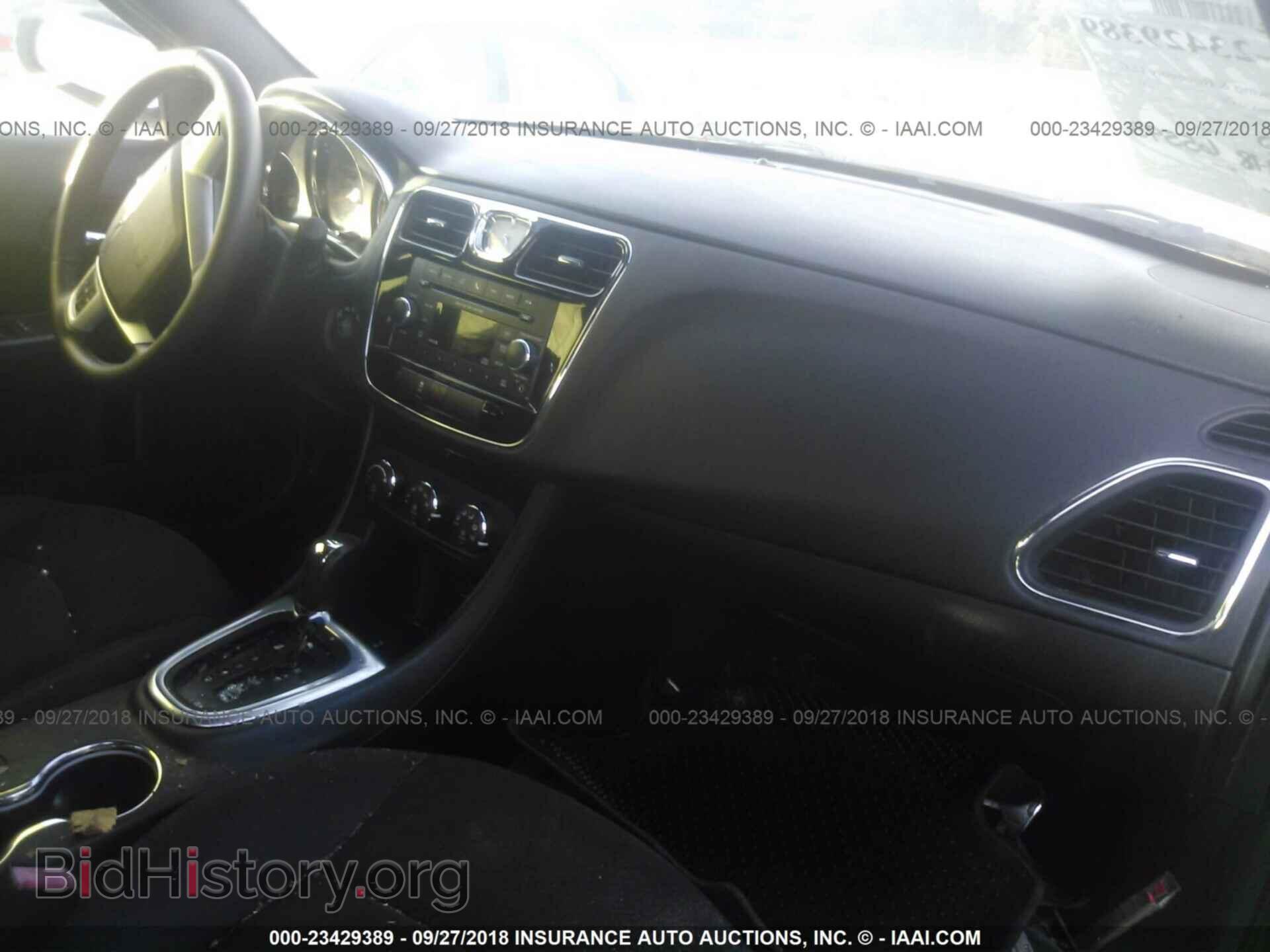 2013 Chrysler 200 - VIN: 1C3CCBBG9DN746910 - Фото 5