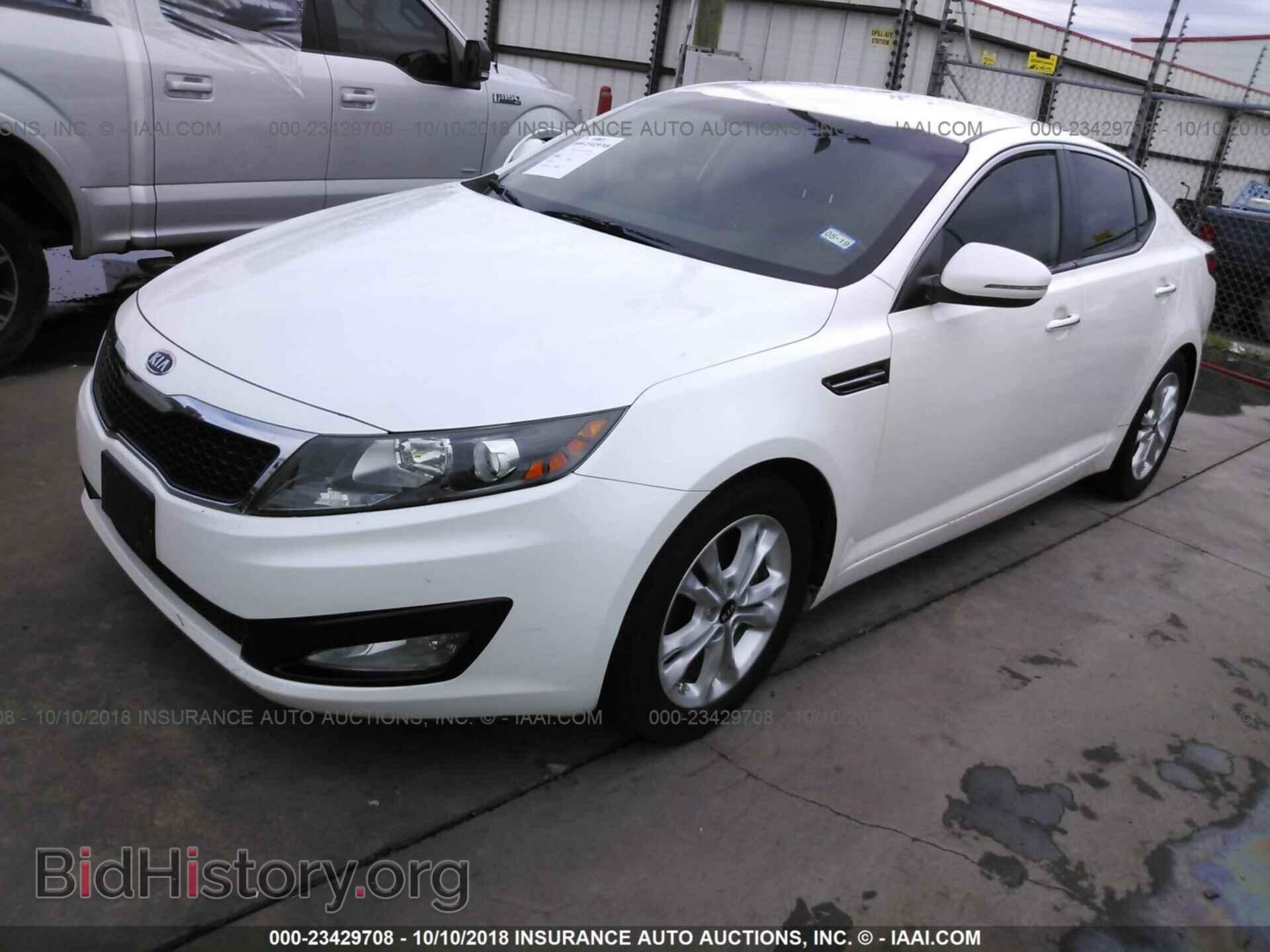 2011 Kia Optima - VIN: KNAGN4A78B5126449 - Фото 2