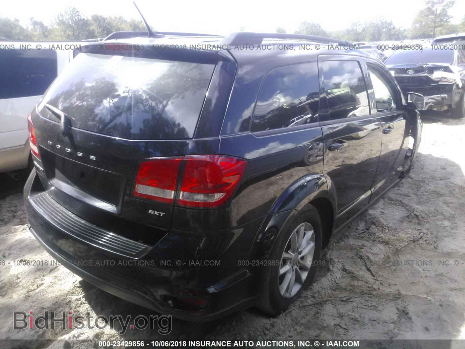 2015 Dodge Journey - VIN: 3C4PDCBB1FT547552 - Photo 4