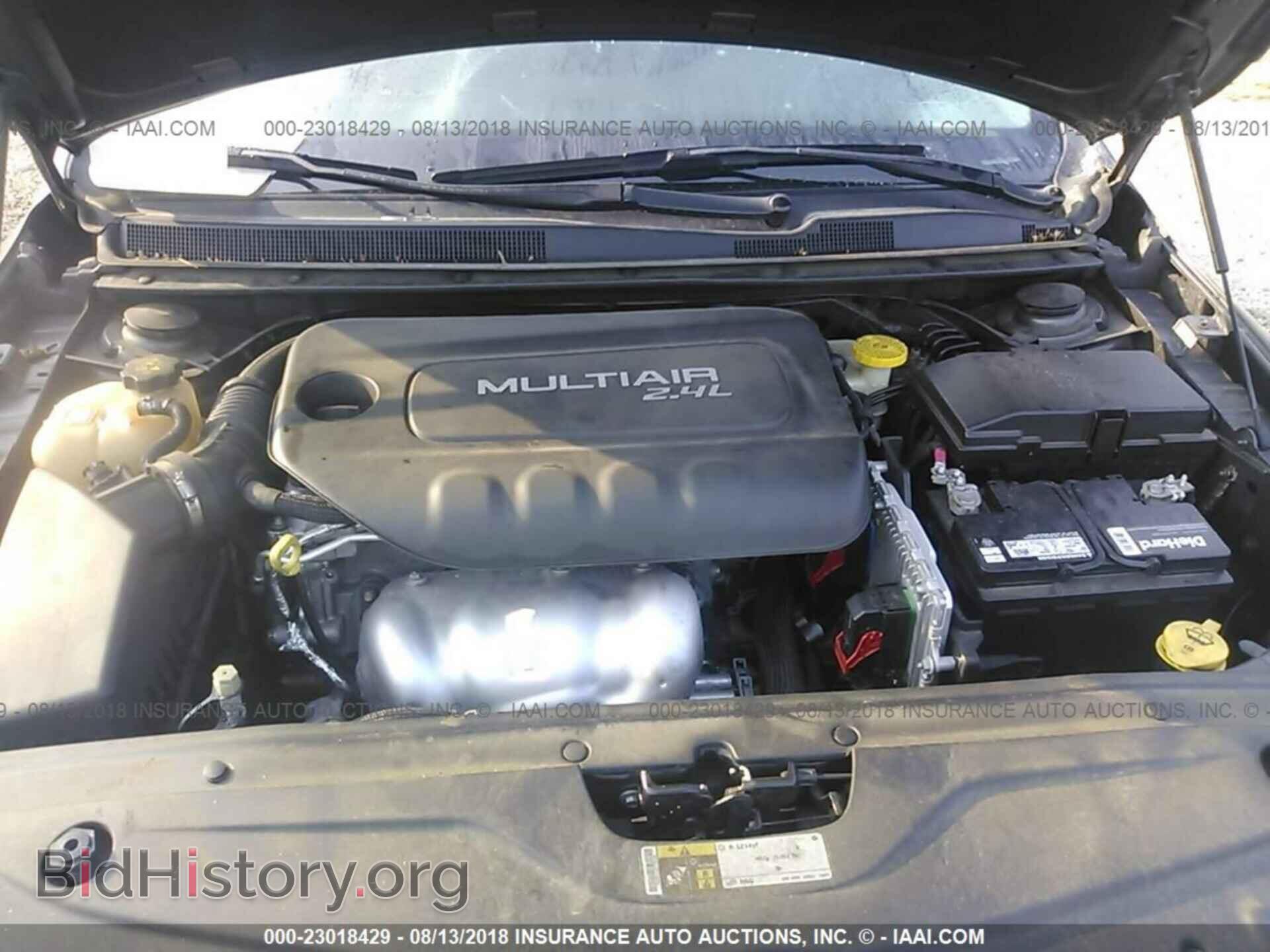 2015 CHRYSLER 200 - VIN: 1C3CCCAB2FN663351 - Photo 10