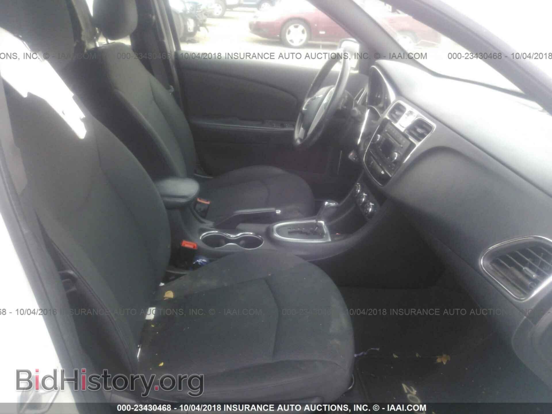 2012 Chrysler 200 - VIN: 1C3CCBBB3CN140019 - Фото 5