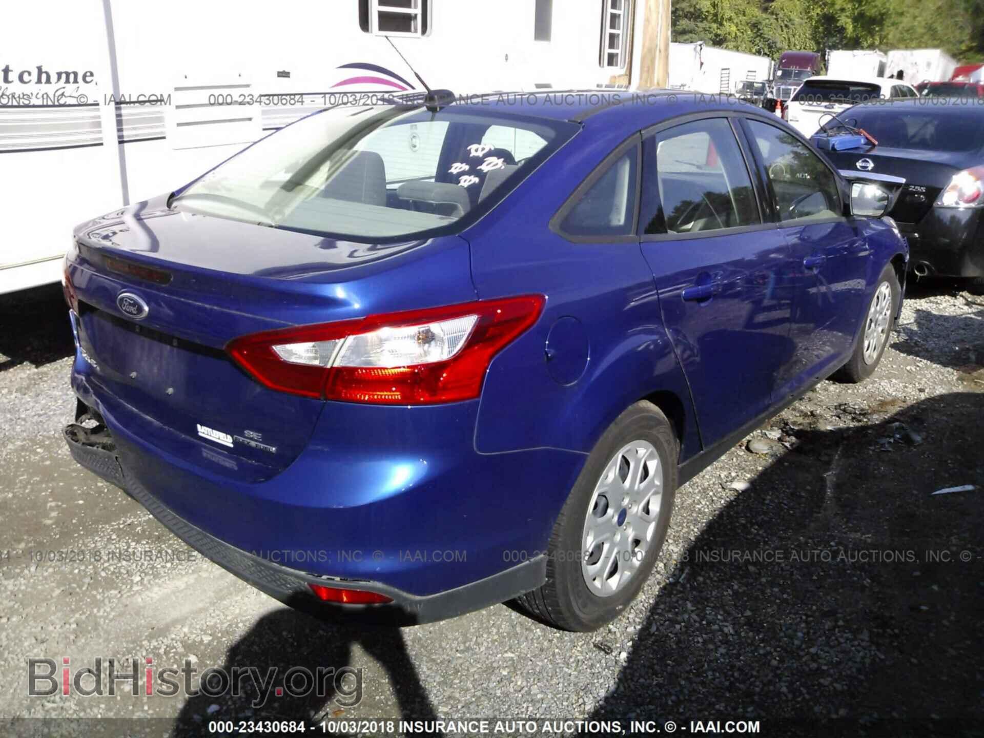 2012 Ford Focus - VIN: 1FAHP3F24CL468945 - Photo 4