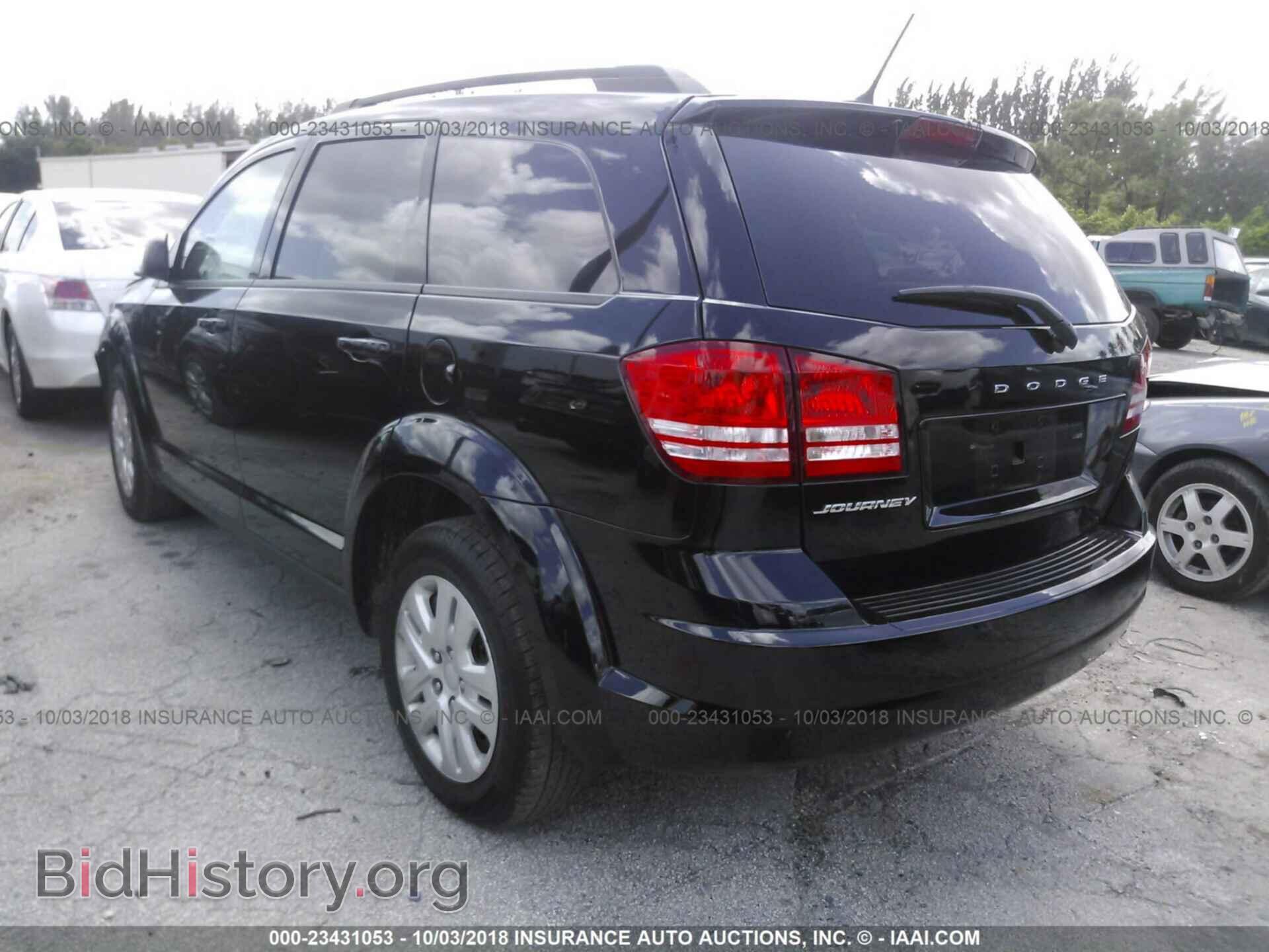 2018 Dodge Journey - VIN: 3C4PDCAB0JT253635 - Фото 3