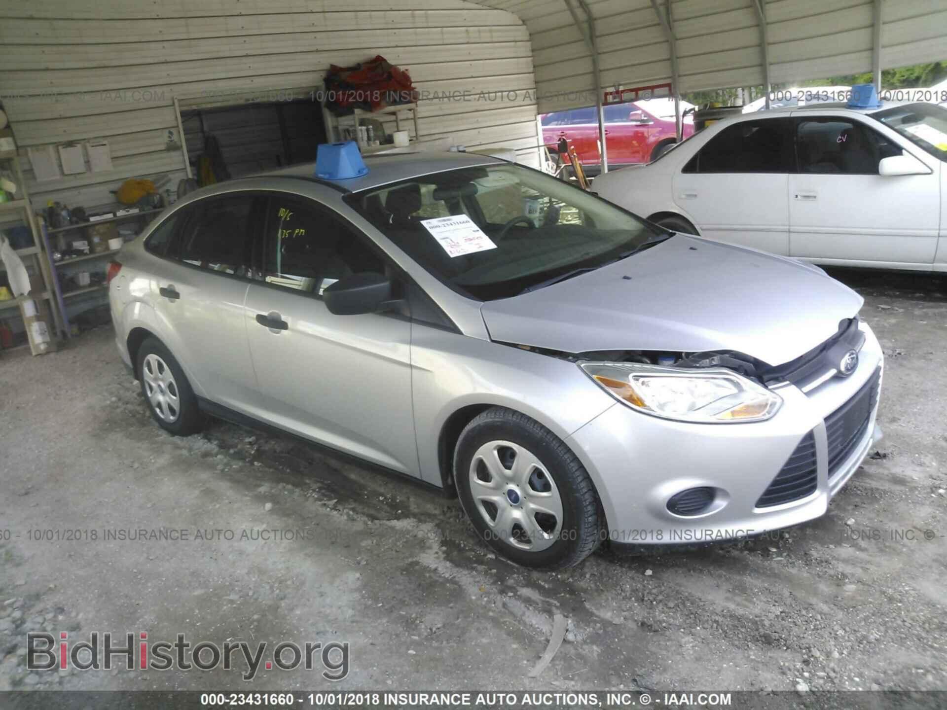 Фотография 1FAHP3E26CL173315 - Ford Focus 2012