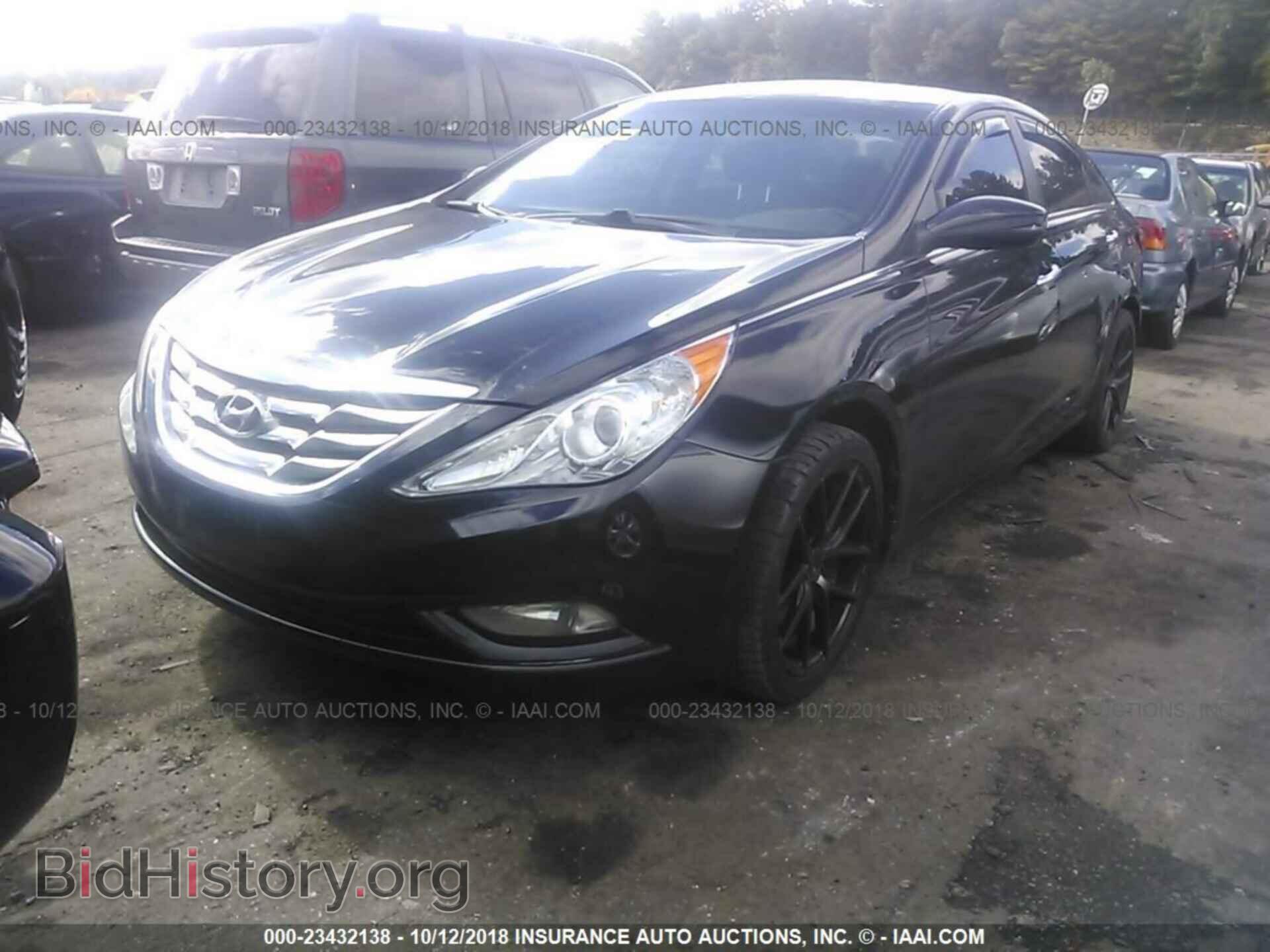 2012 Hyundai Sonata - VIN: 5NPEC4AB3CH368927 - Photo 2