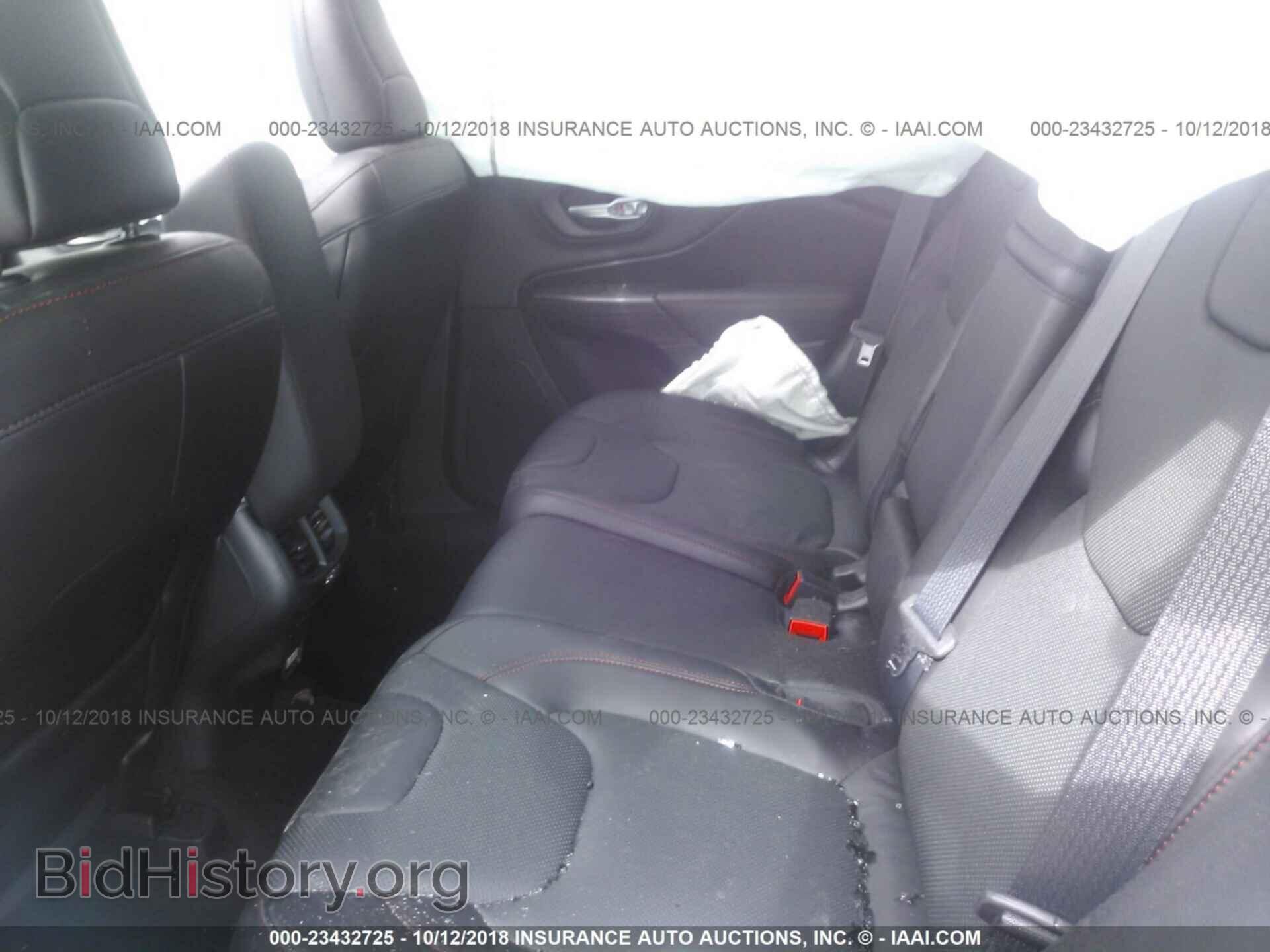 2015 Jeep Cherokee - VIN: 1C4PJMBS0FW769959 - Фото 8