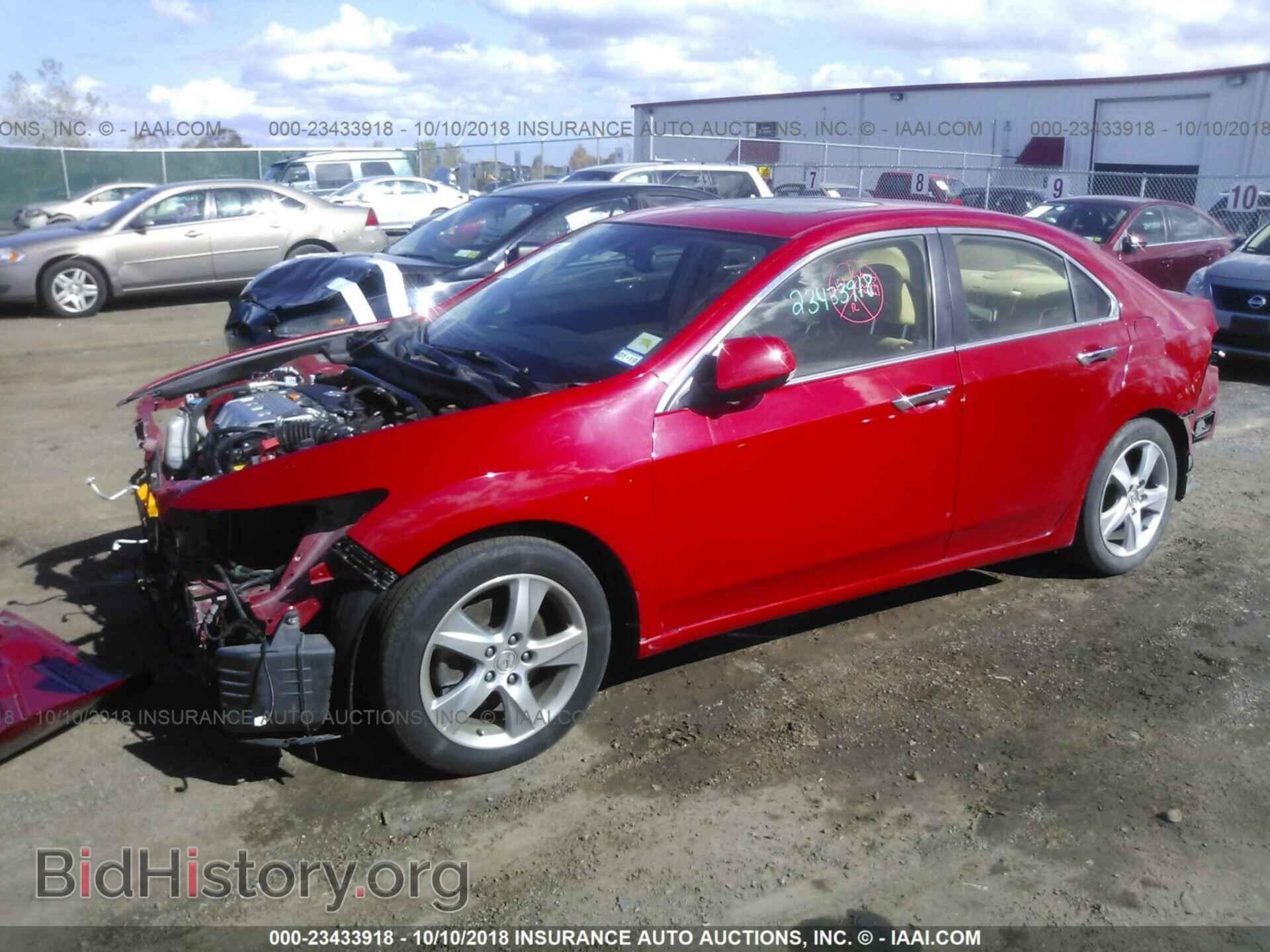 2014 Acura Tsx - VIN: JH4CU2F44EC004600 - Photo 2