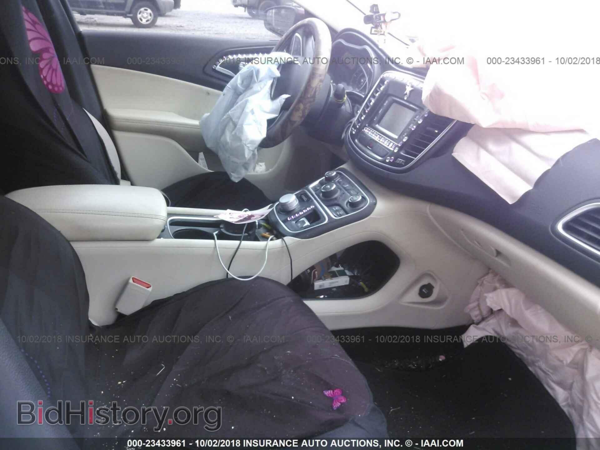 2015 Chrysler 200 - VIN: 1C3CCCAB3FN708829 - Фото 5