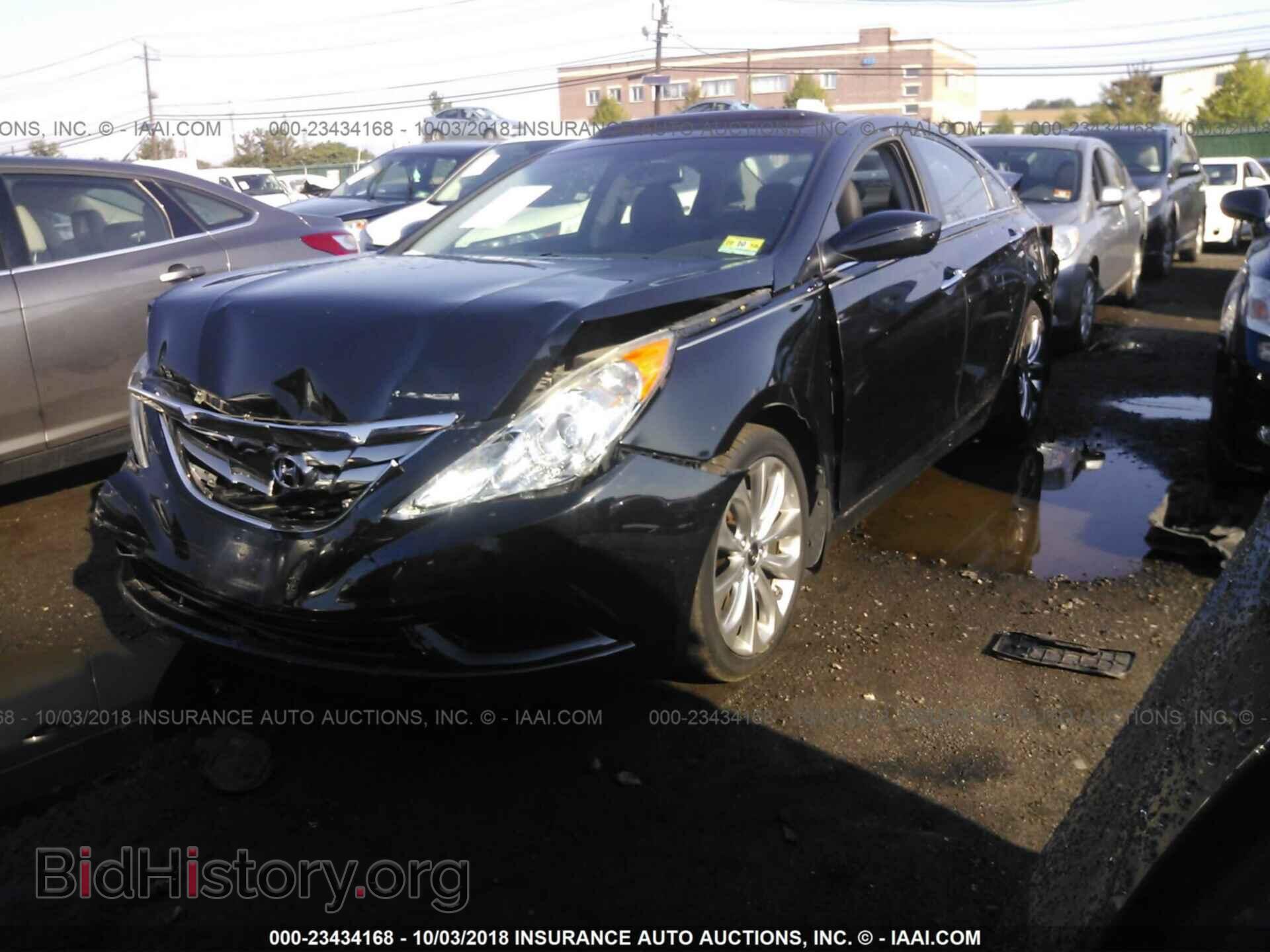 2012 Hyundai Sonata - VIN: 5NPEC4AC5CH387732 - Photo 2