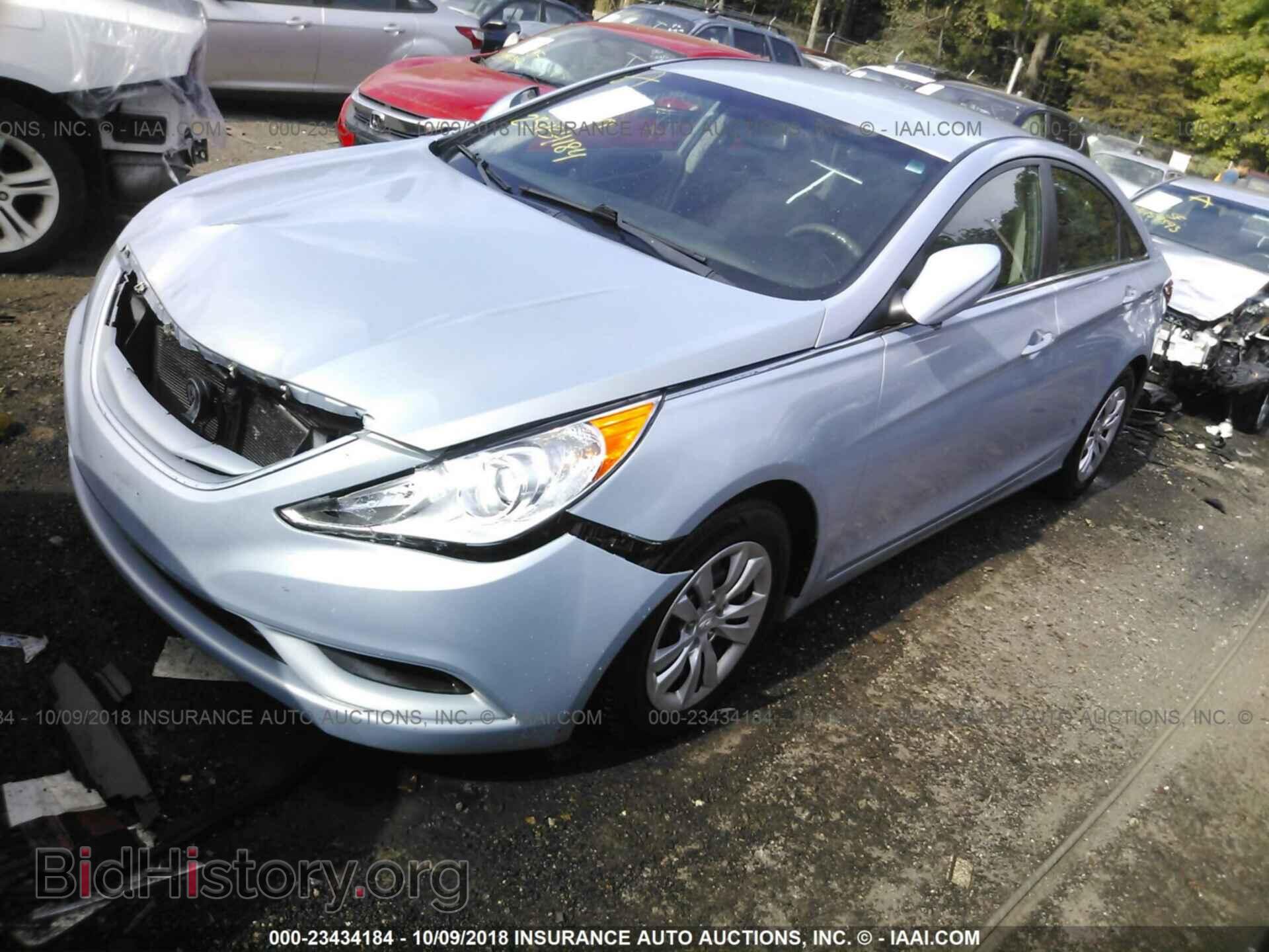 2012 Hyundai Sonata - VIN: 5NPEB4AC5CH357536 - Фото 2