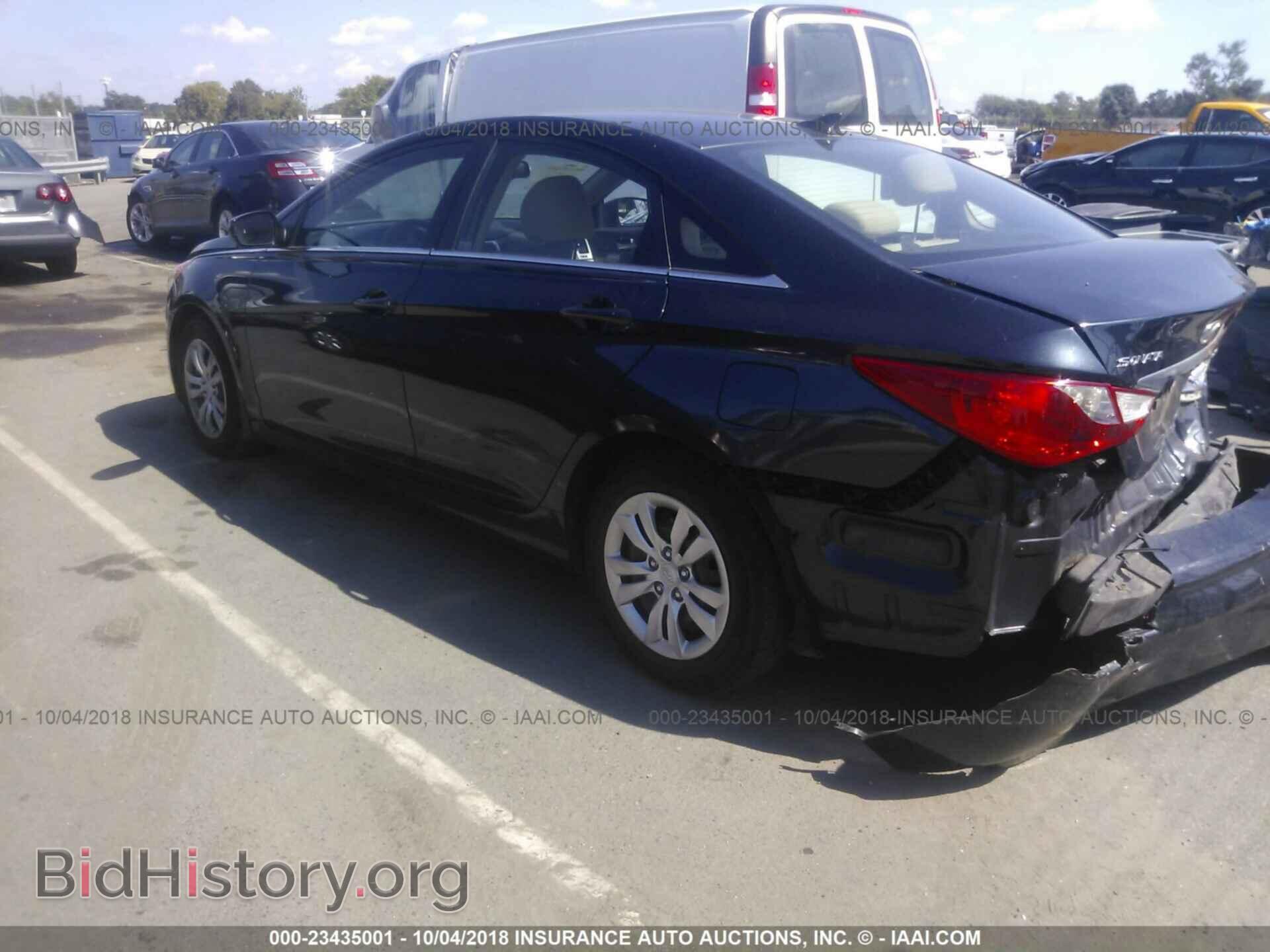 2012 Hyundai Sonata - VIN: 5NPEB4AC7CH438196 - Фото 3