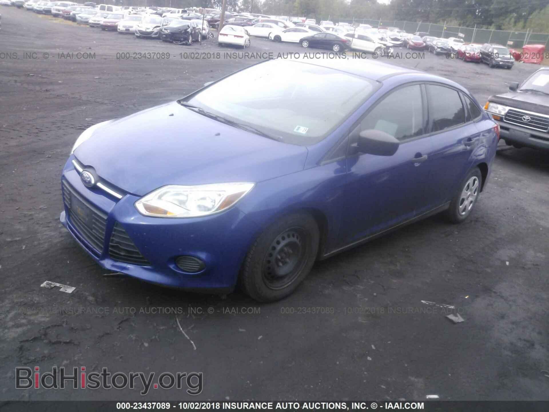 2012 Ford Focus - VIN: 1FAHP3E27CL257191 - Фото 2