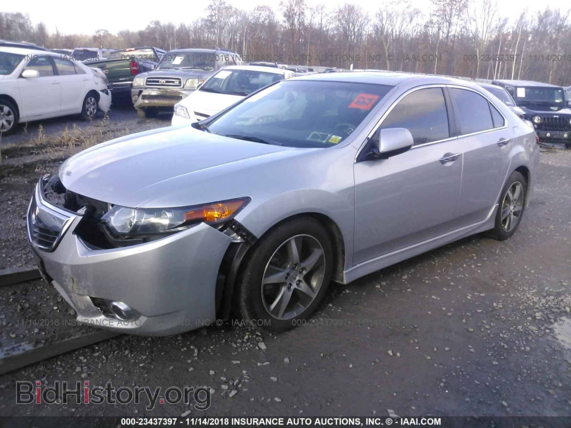 2014 Acura Tsx - VIN: JH4CU2F83EC004784 - Фото 2