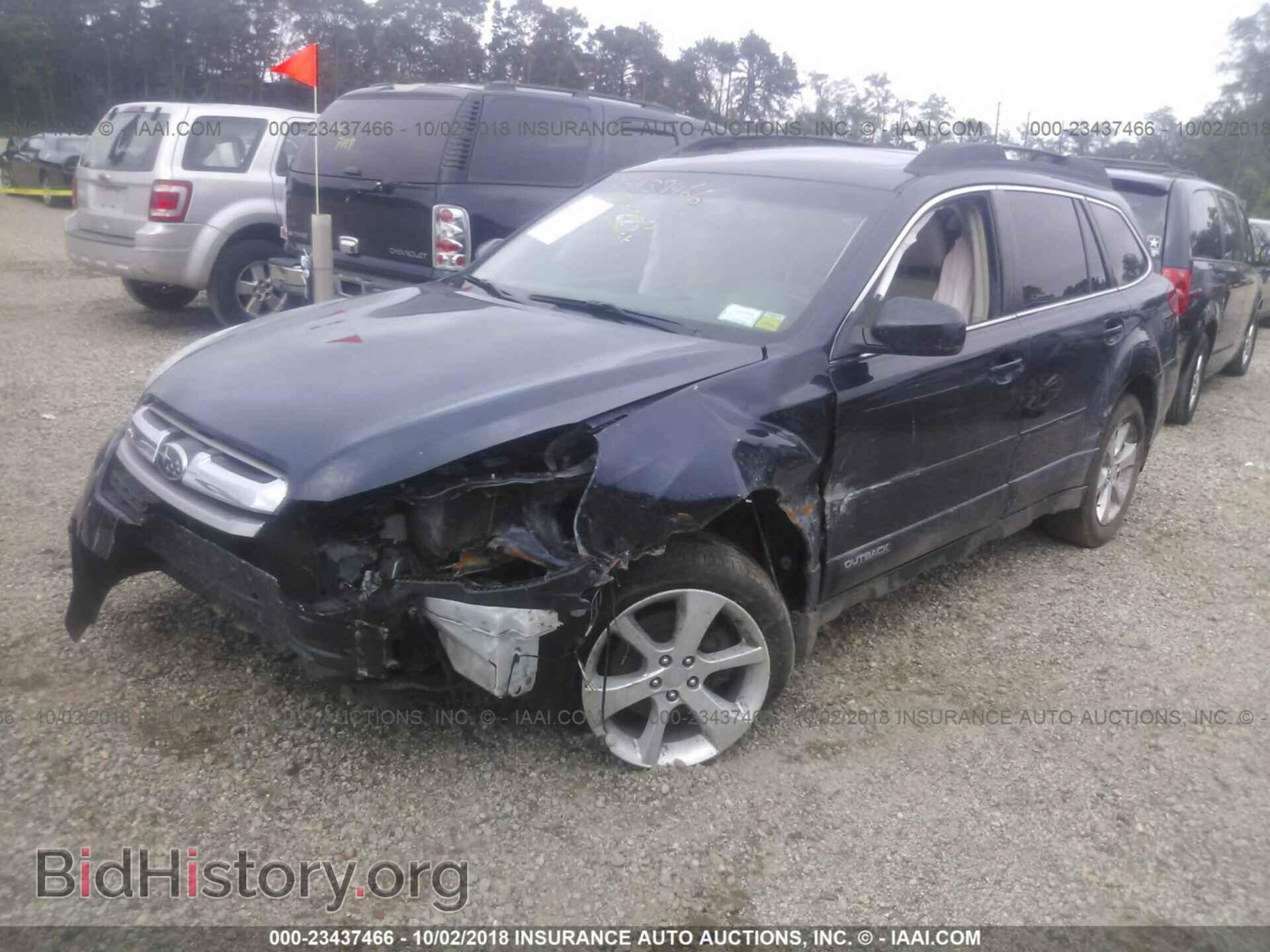 2013 Subaru Outback - VIN: 4S4BRBKC2D3295541 - Фото 2